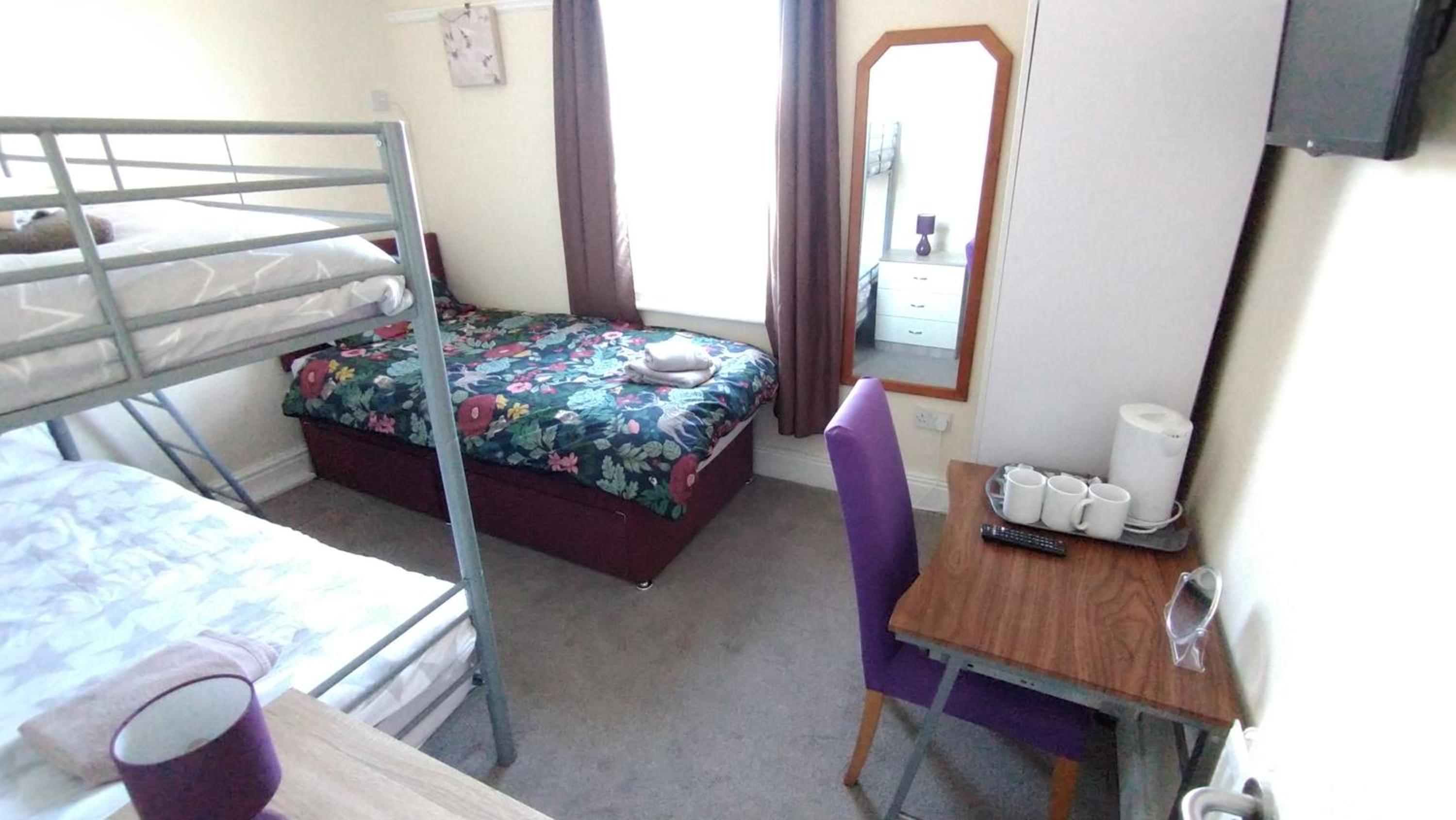 Triple Room with Private Bathroom