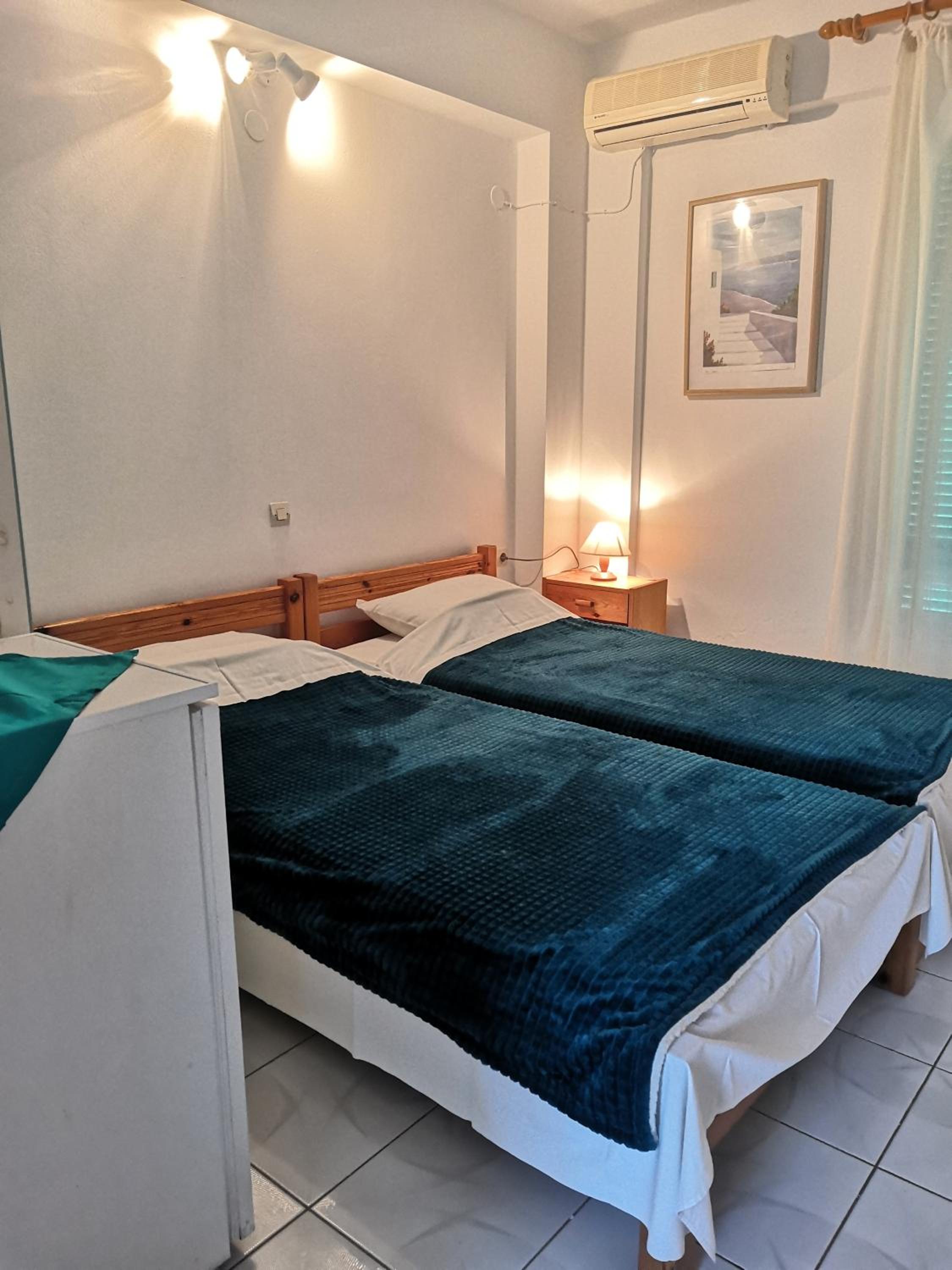Twin Room with Sea View photo 3