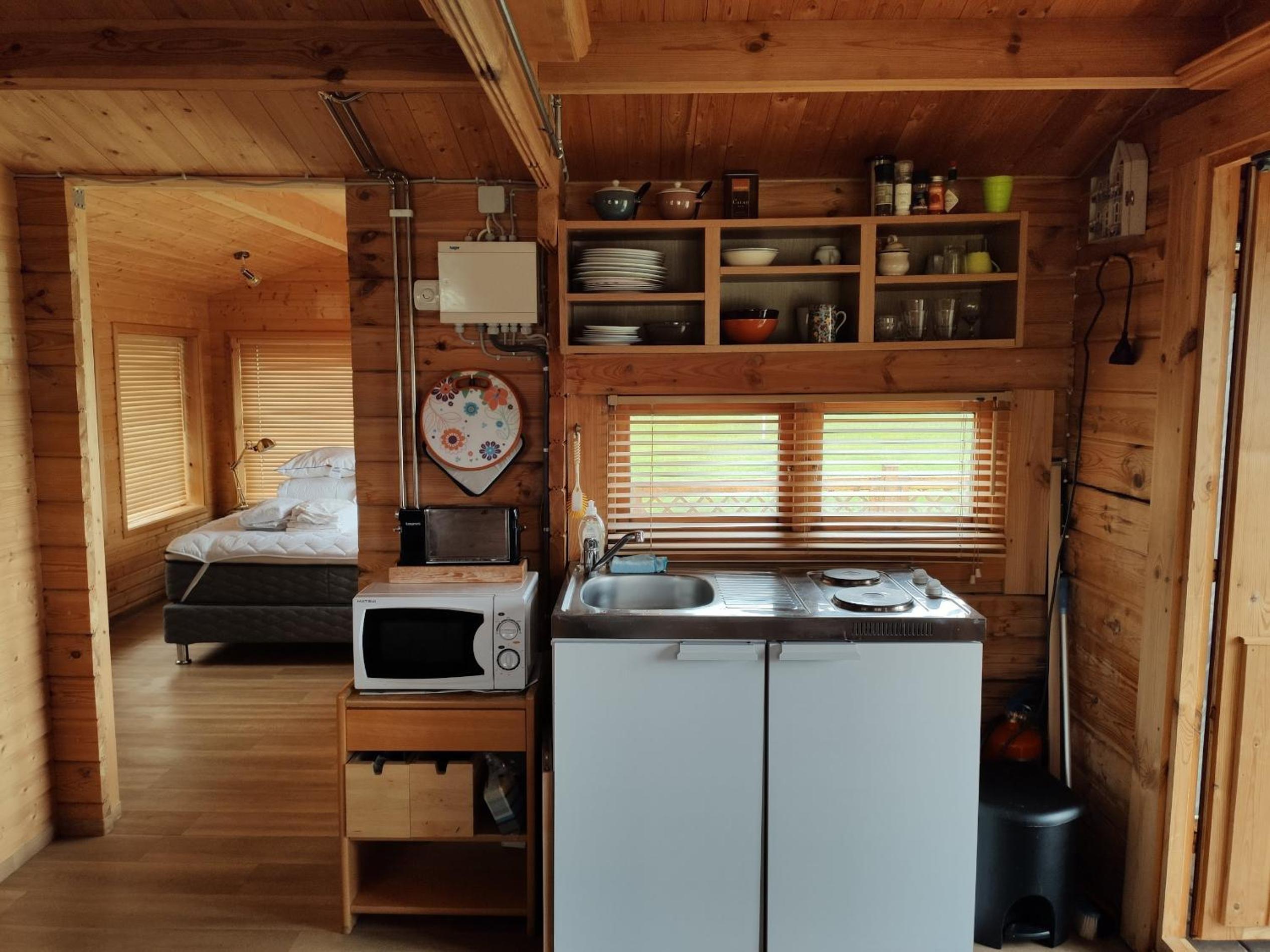 One-Bedroom House photo 2