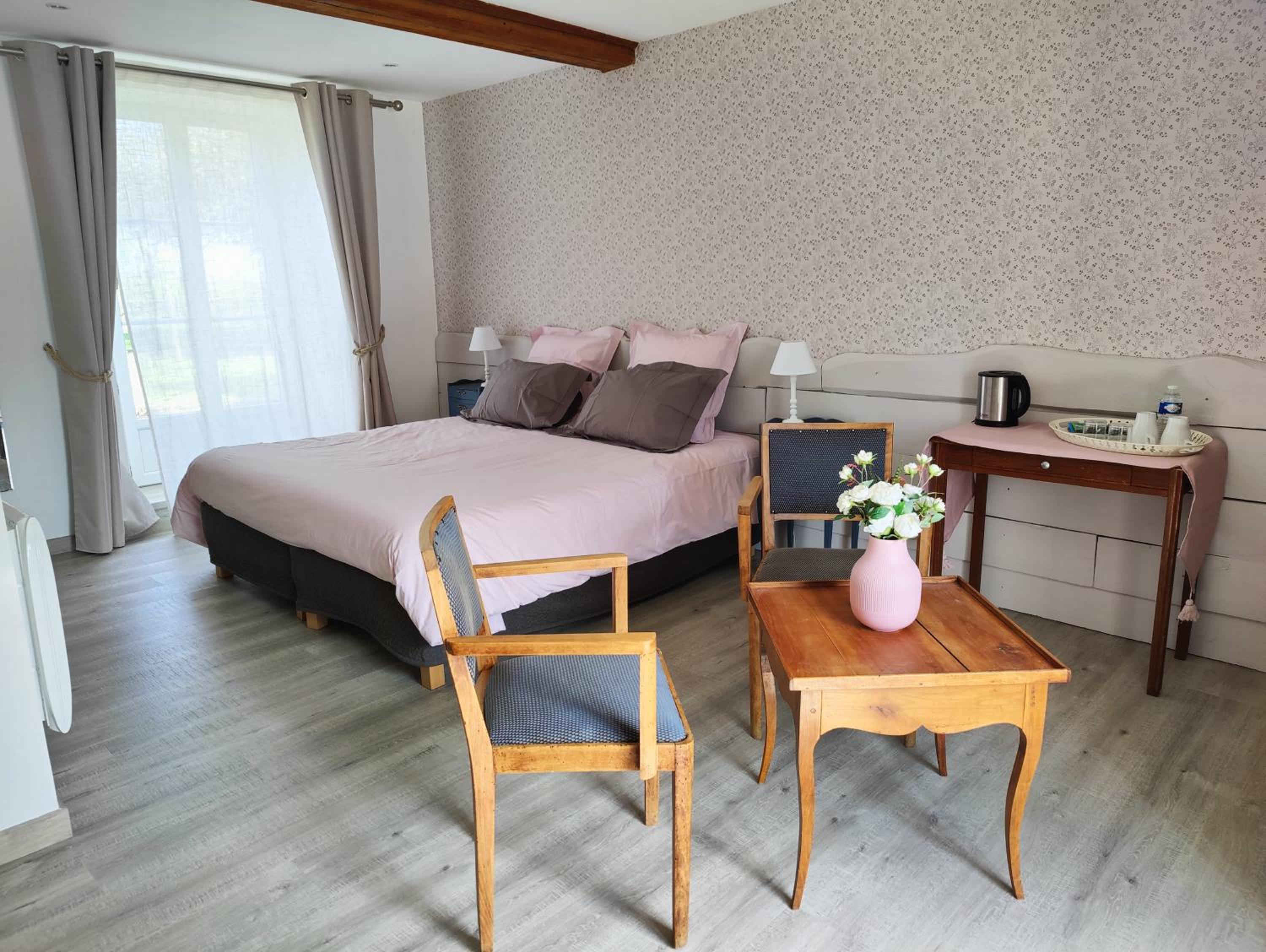 Family Room with Terrace photo 1