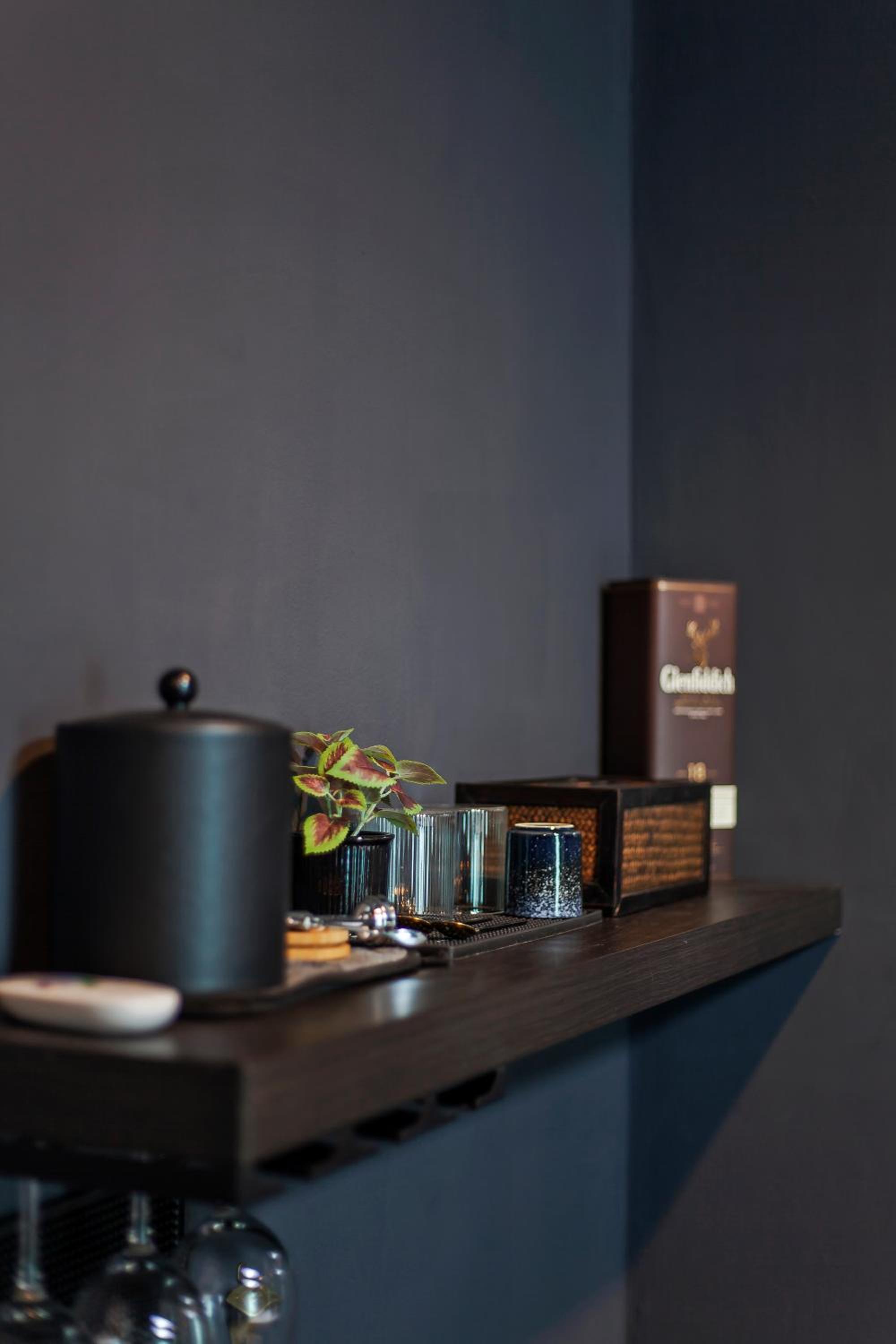 Superior King Room - Photo 11