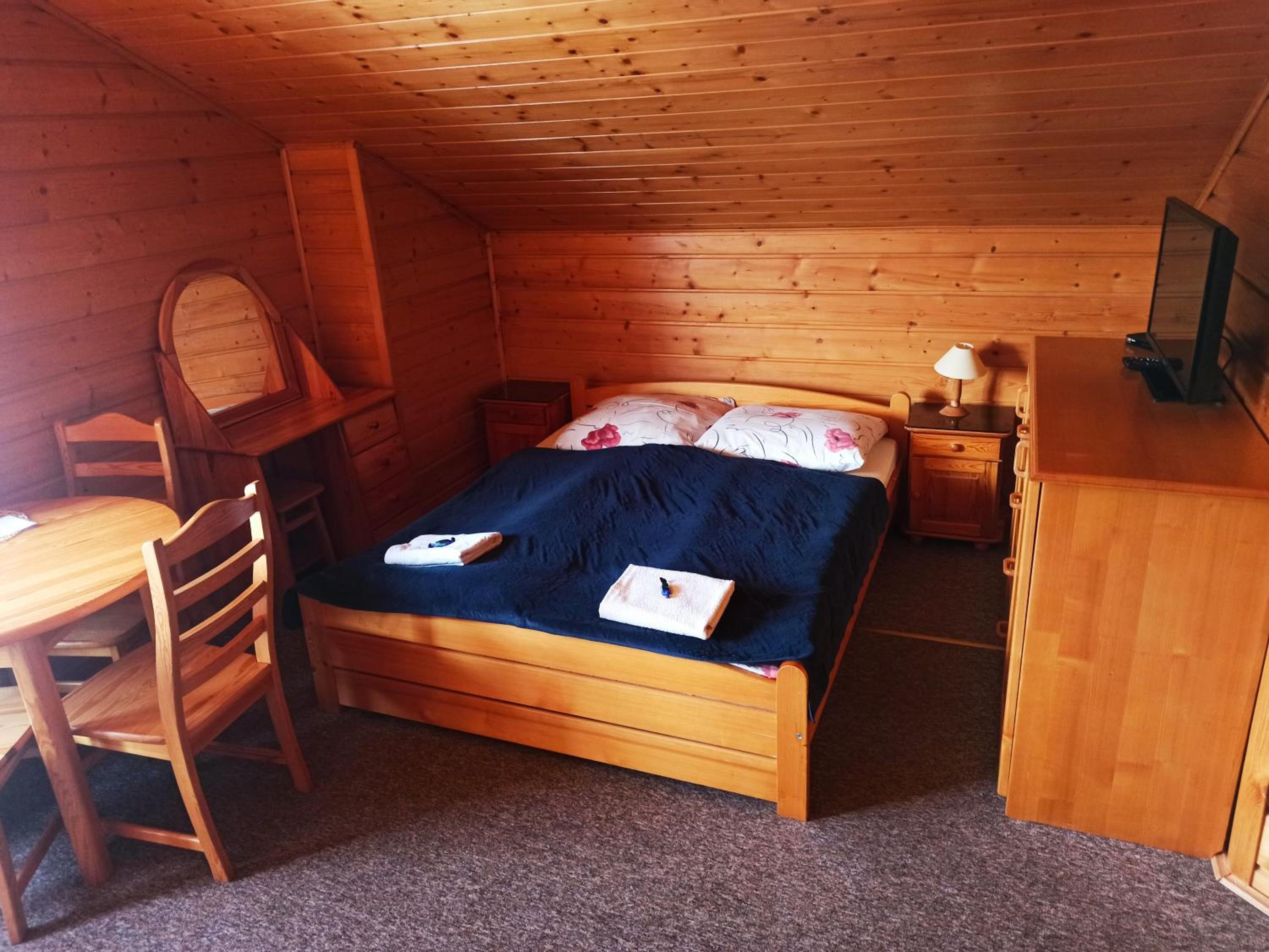 Quadruple Room with Private Bathroom photo 1