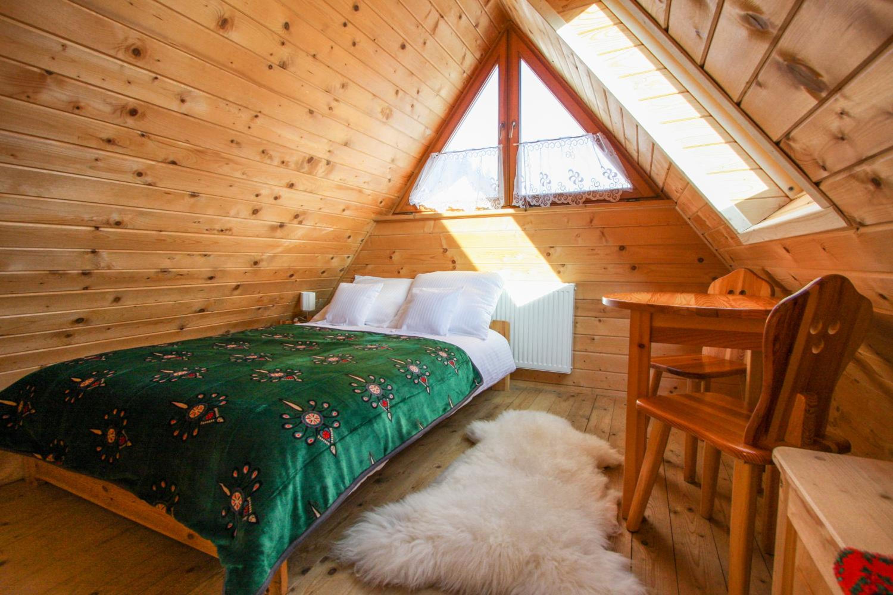 Quadruple Room with Mountain View