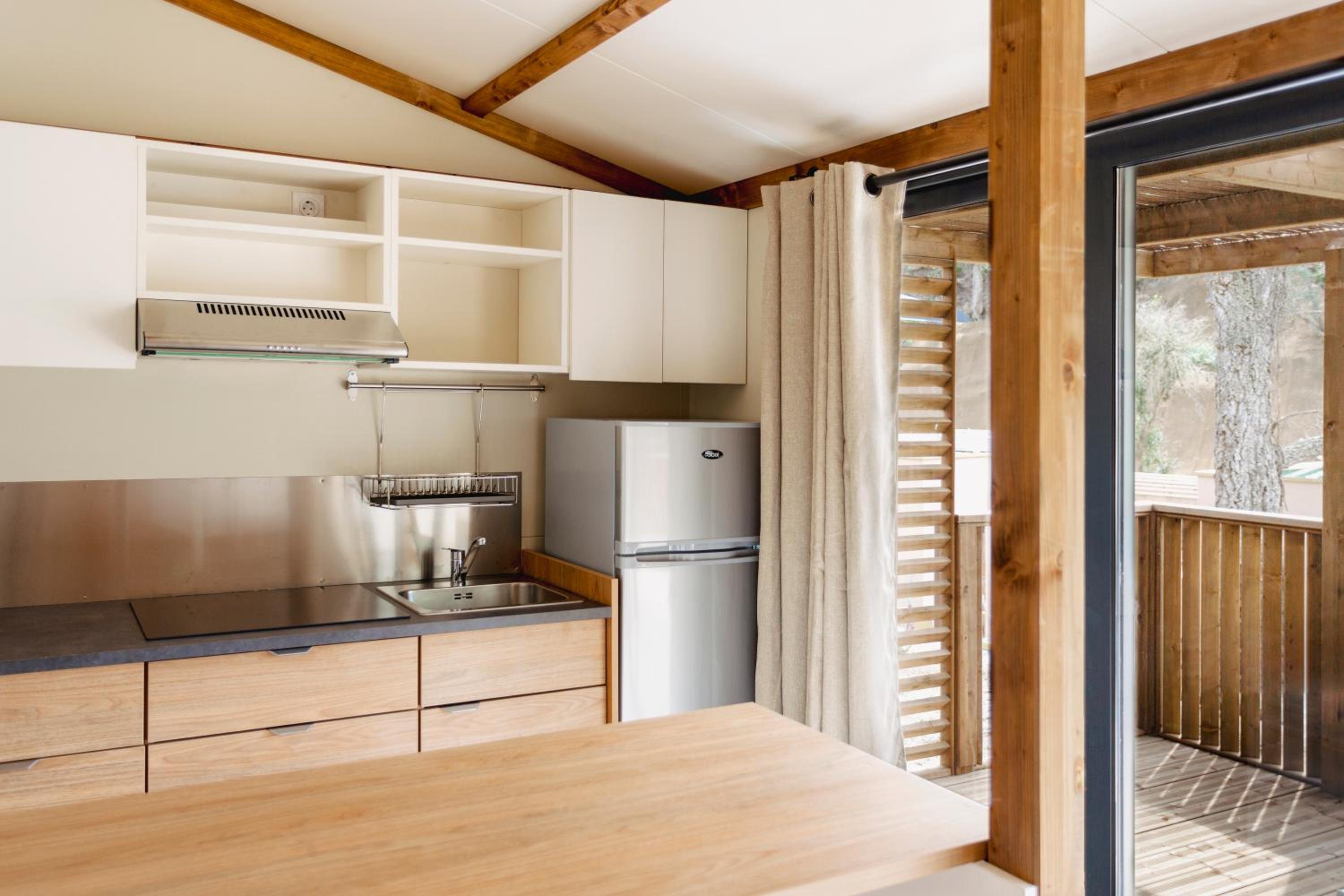 Three-Bedroom Bungalow Countryside zone - Garbi-