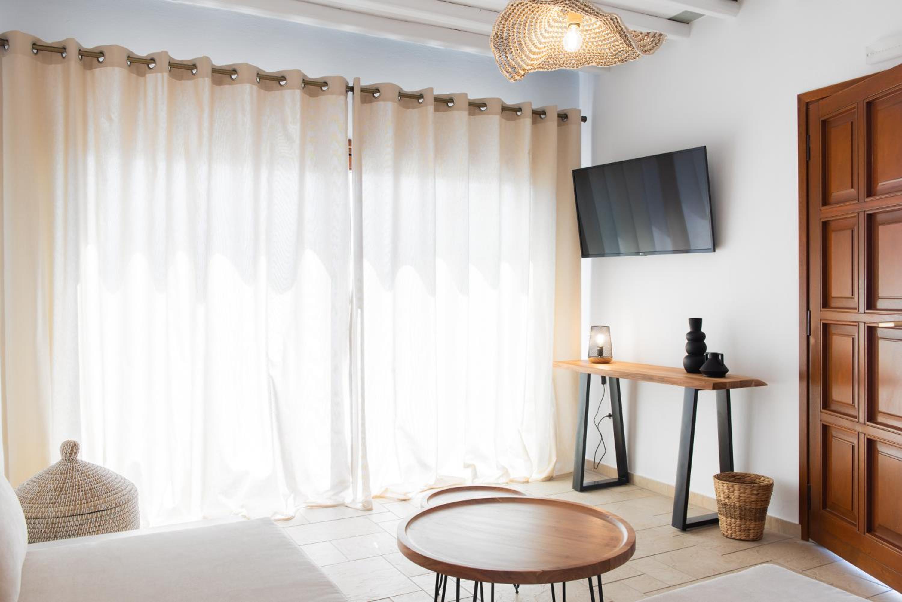 Apartment photo 3