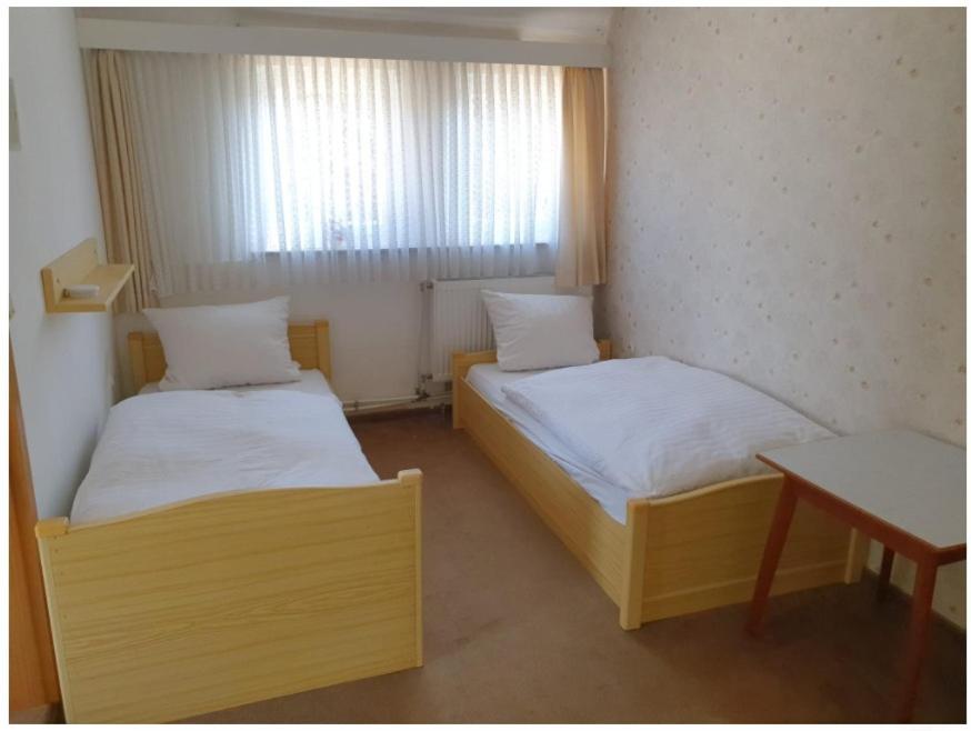 Twin Room with Bathroom photo 1