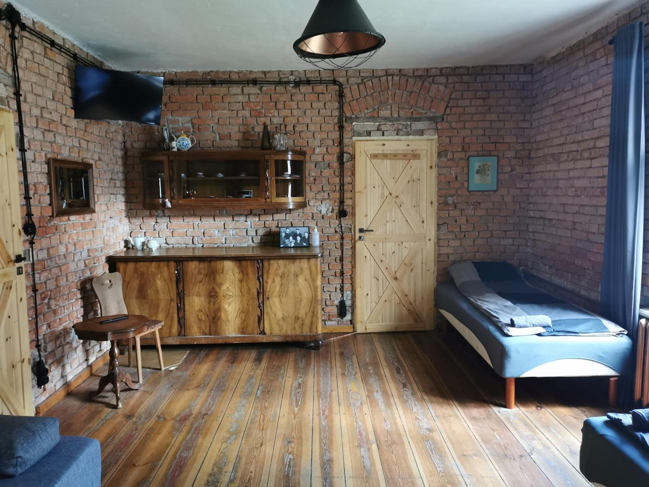 Classic Quadruple Room - Photo 15