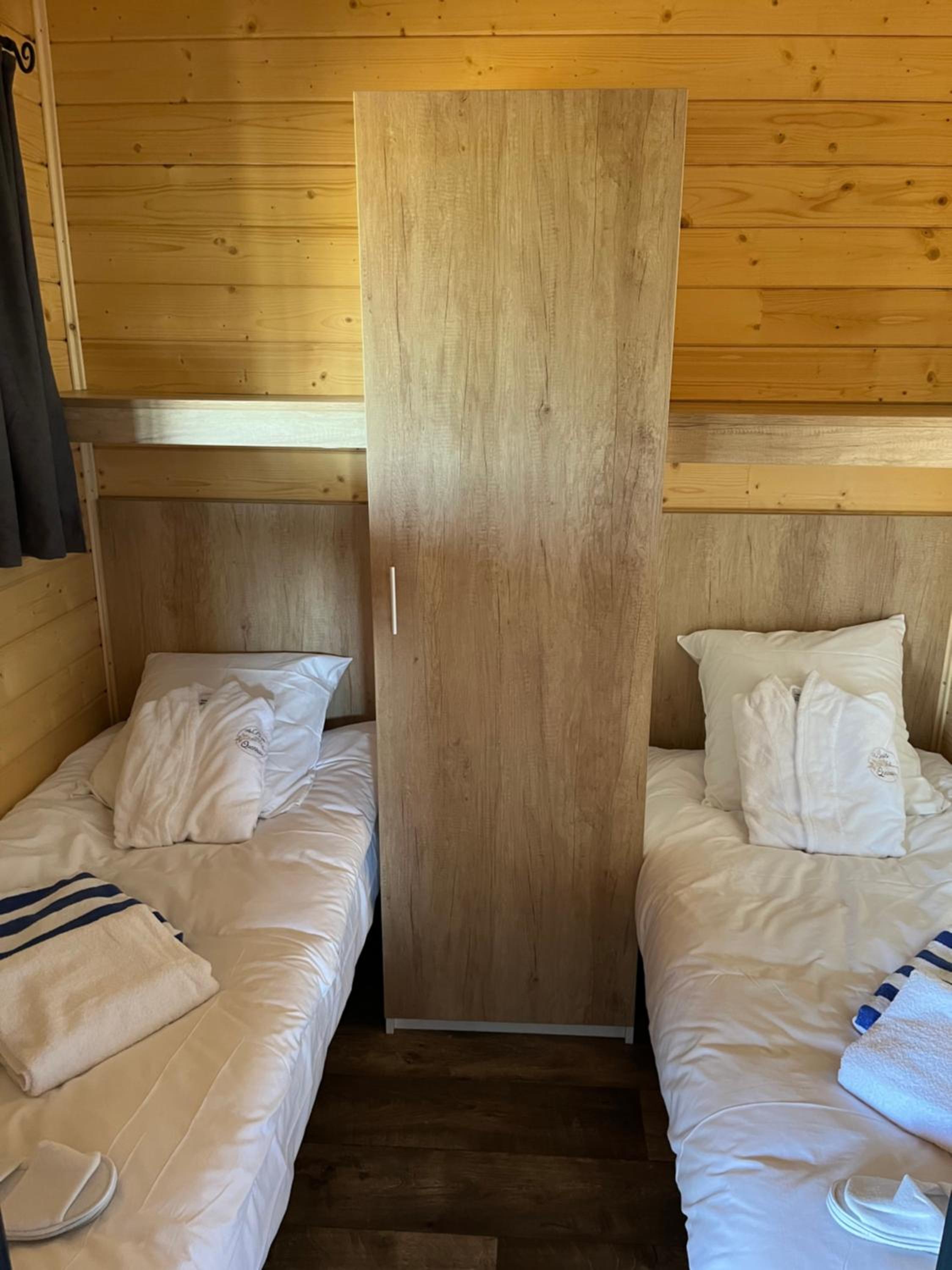 Two-Bedroom Chalet - Photo 9