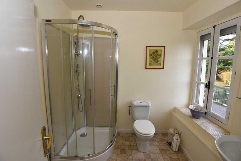 Queen Room with Garden View - Photo 2