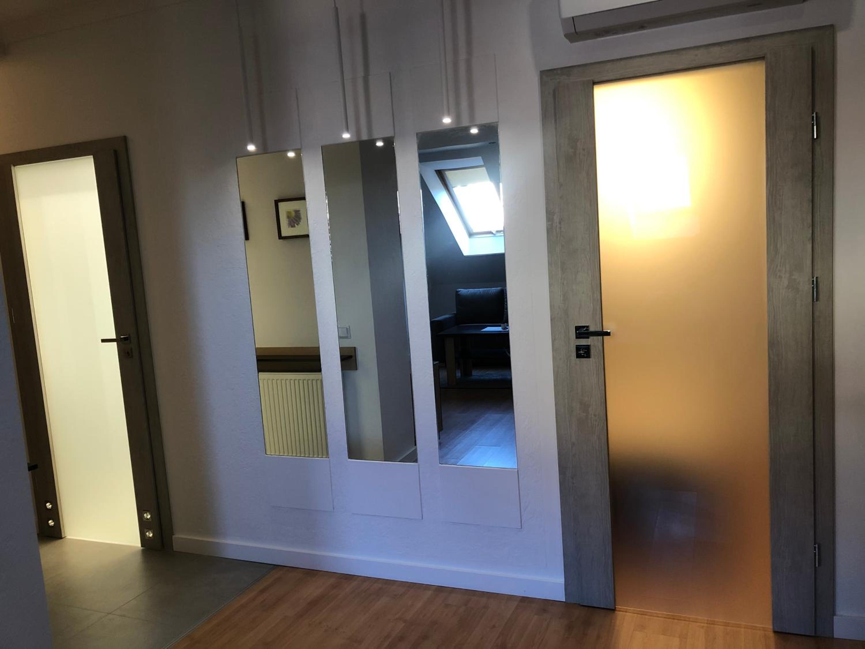 Deluxe Suite with Spa Bath