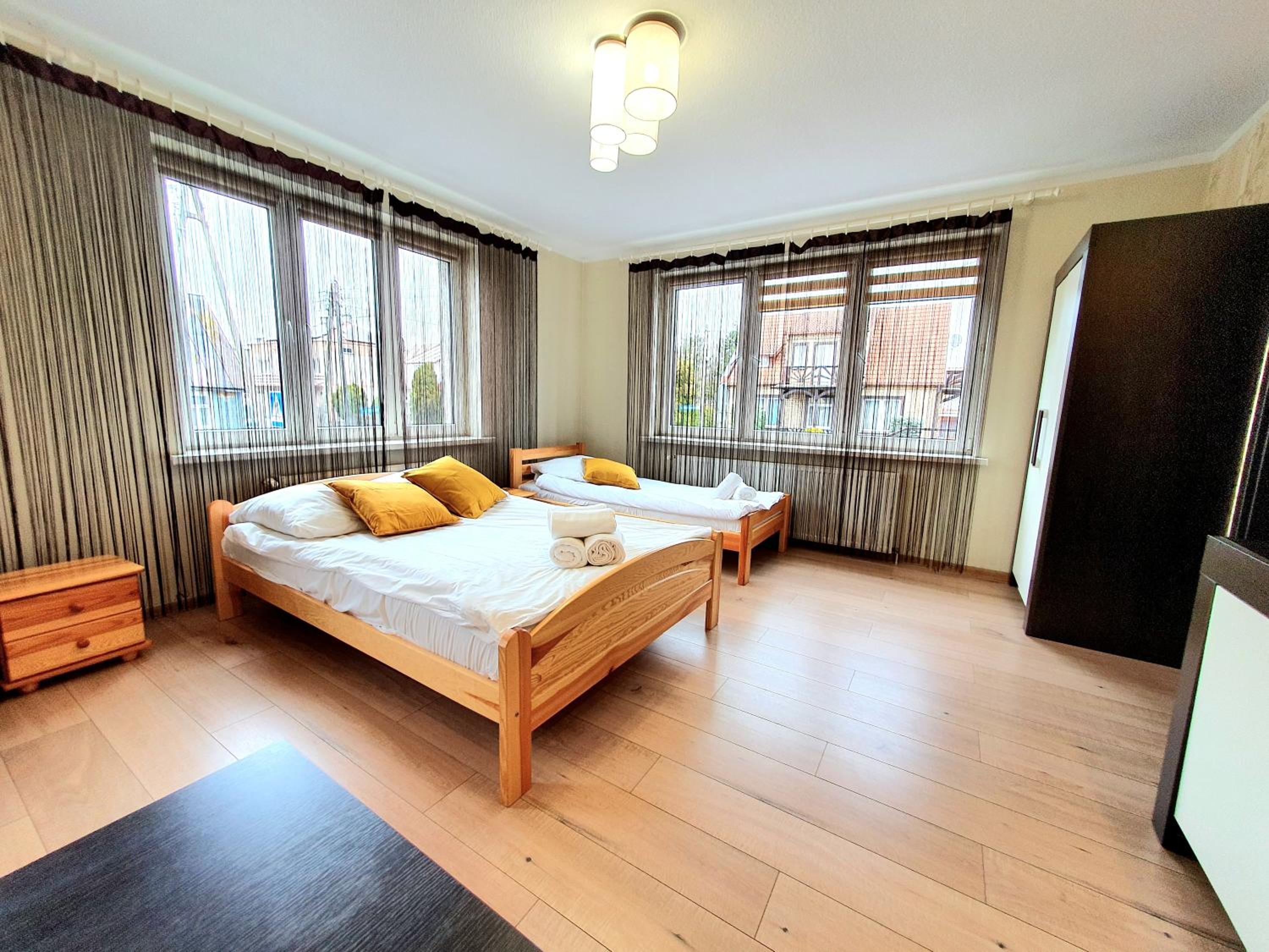Basic Triple Room photo 1