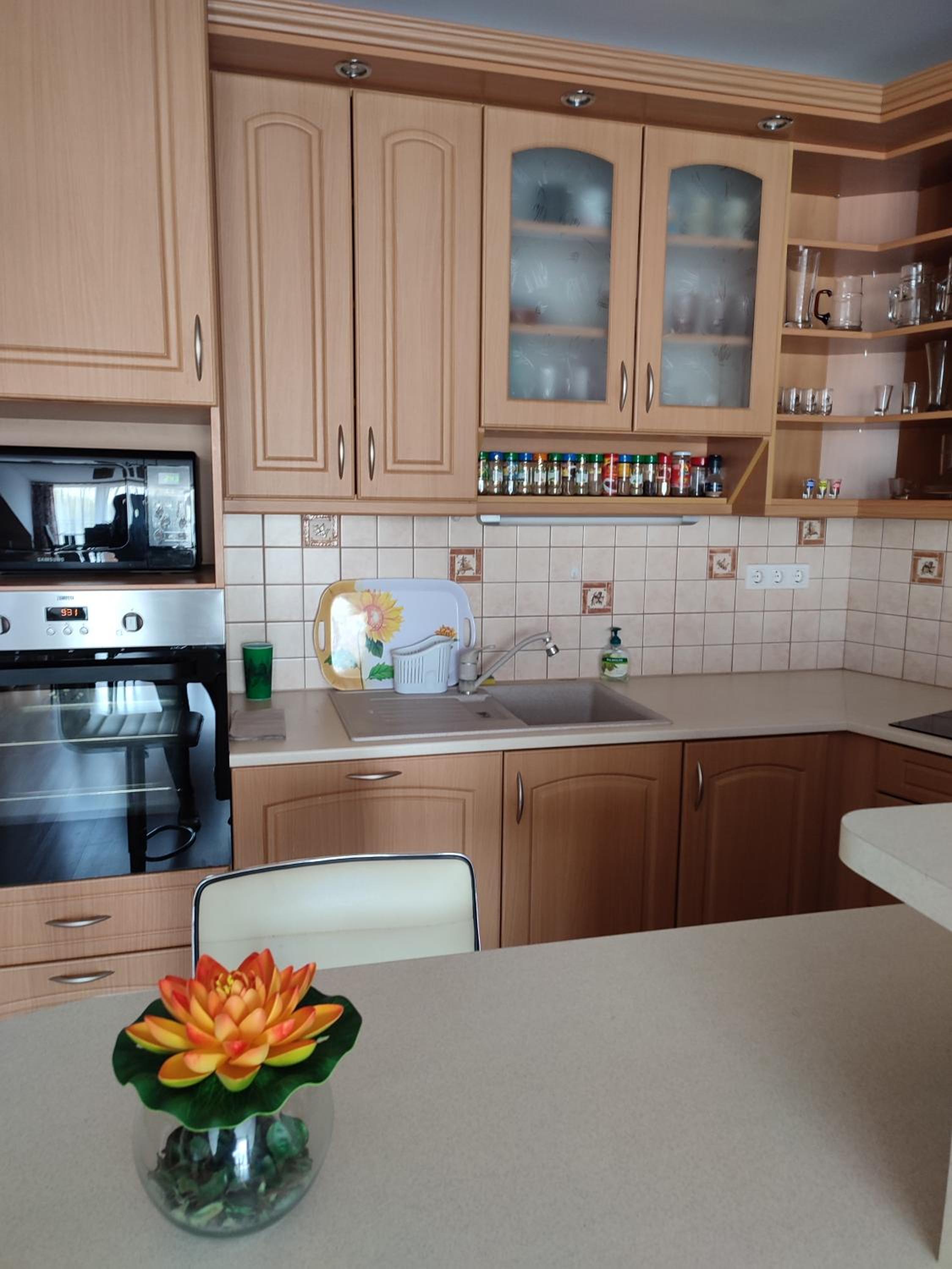 Two-Bedroom Apartment - Photo 8