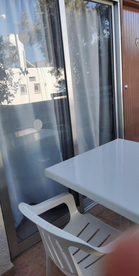 Studio (2 Adults)