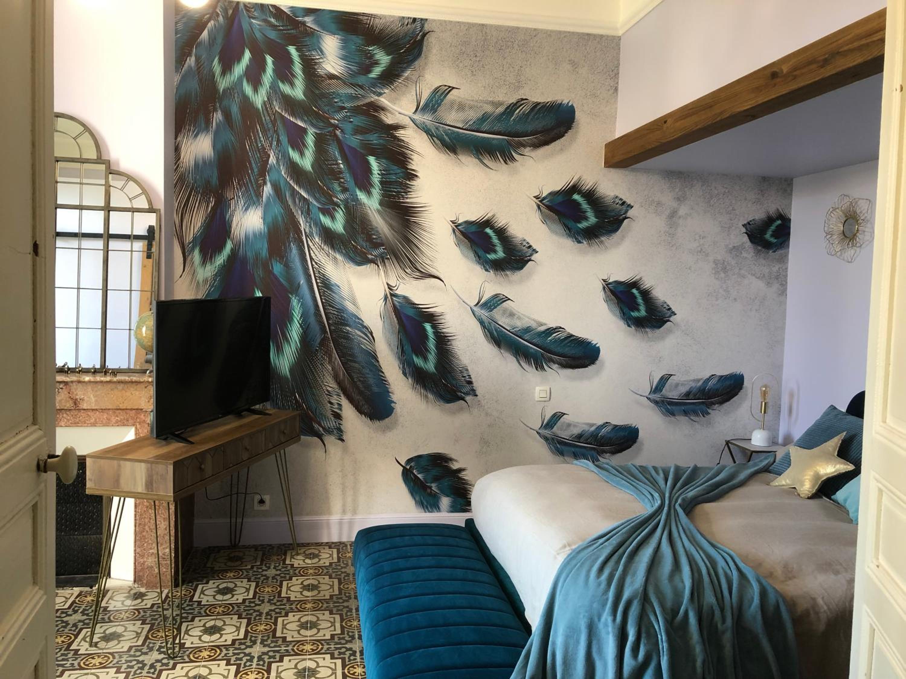 Deluxe Double Room with Balcony - Photo 3
