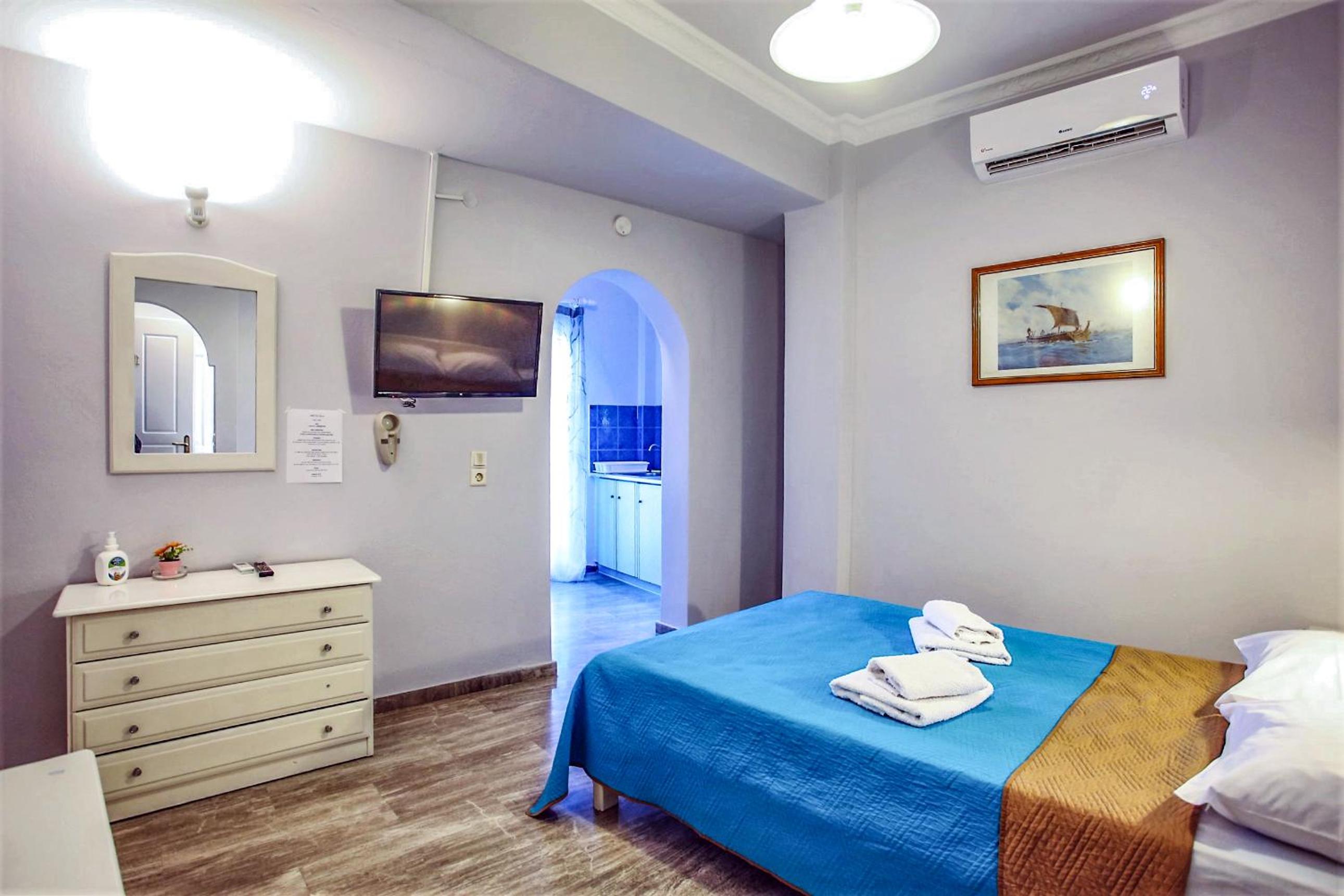 Double or Twin Room - Upper Floor photo 2