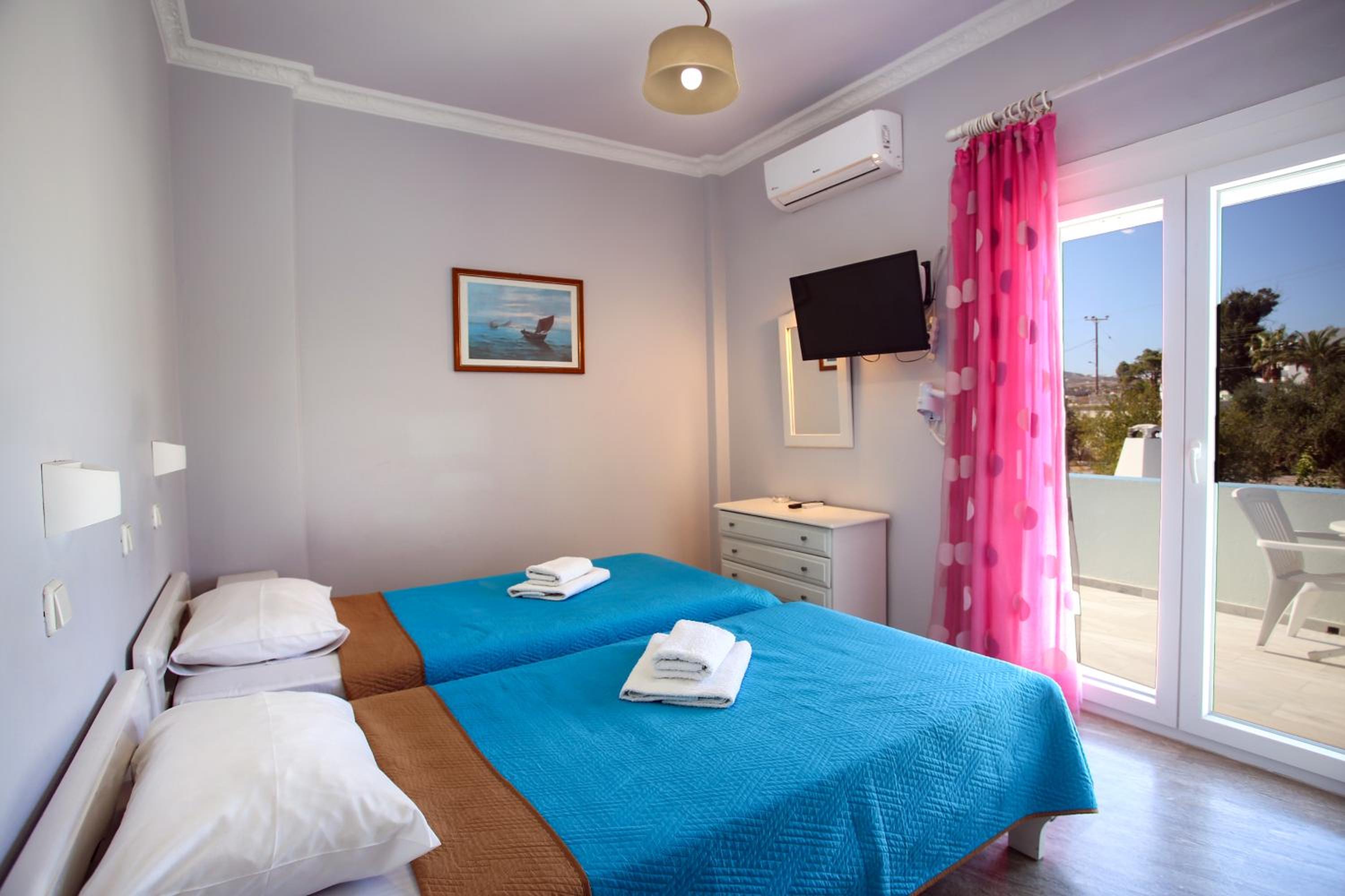 Double or Twin Room - Upper Floor photo 3