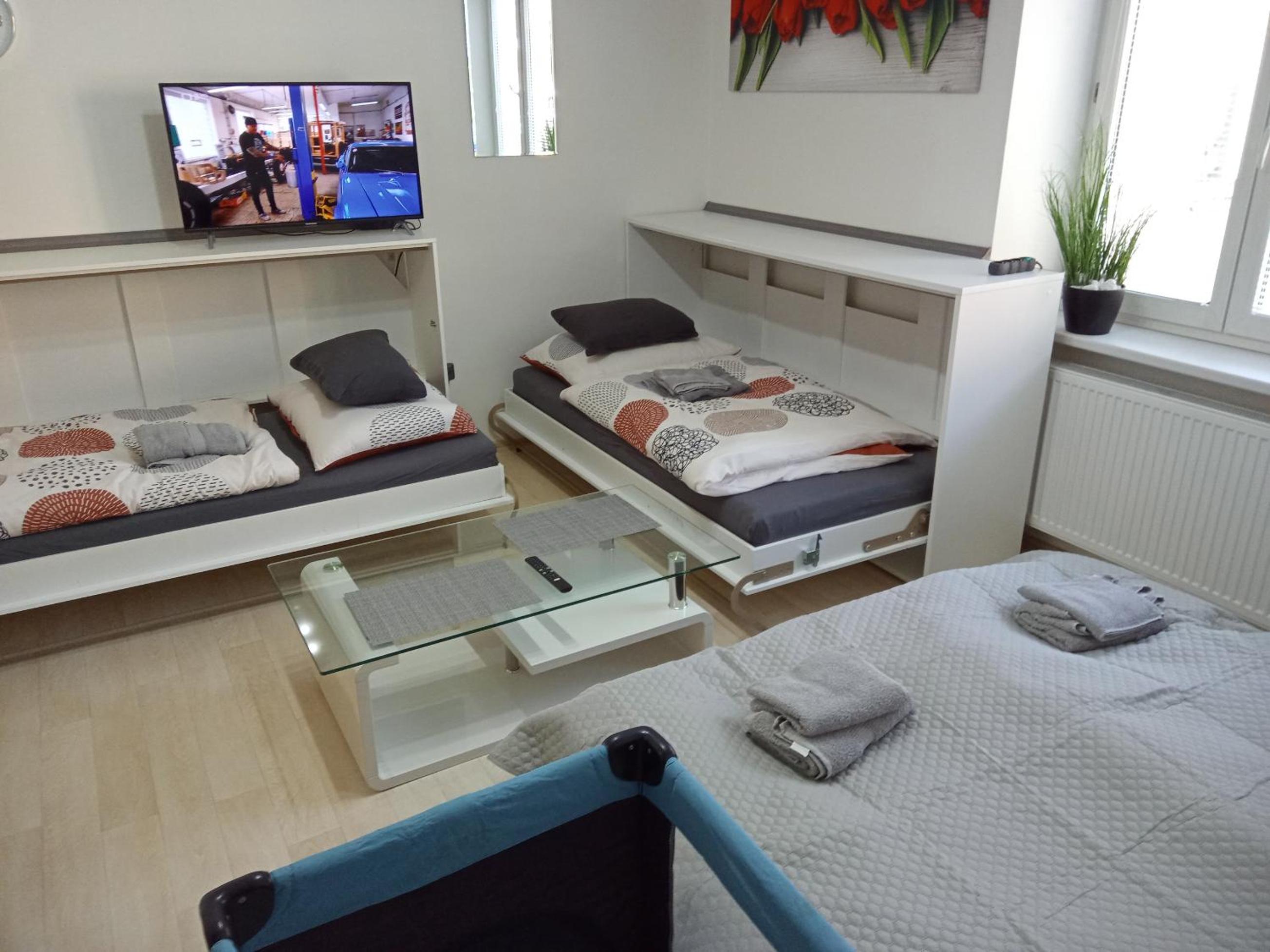 One-Bedroom Apartment - Photo 7