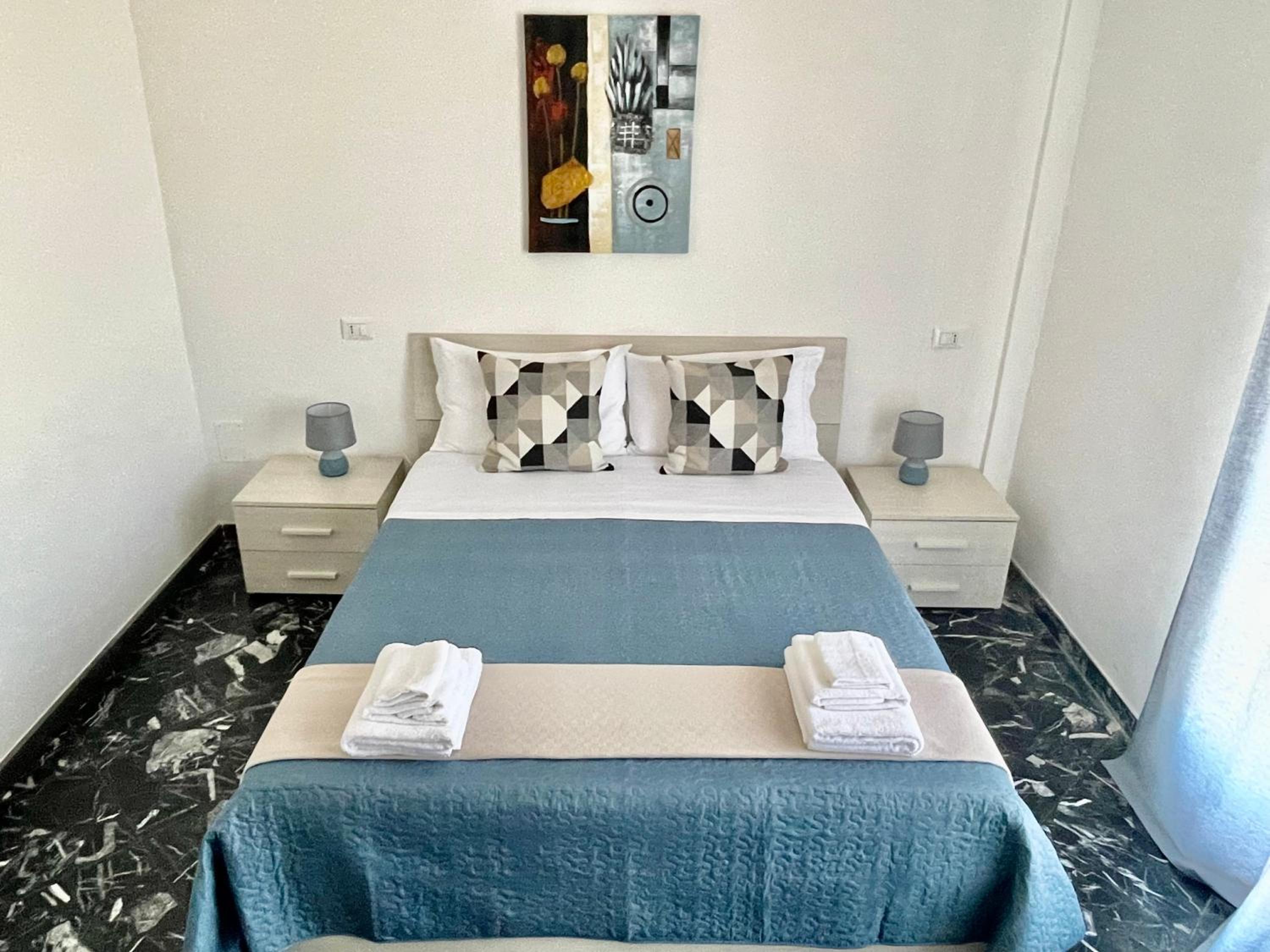 Queen Room with Balcony