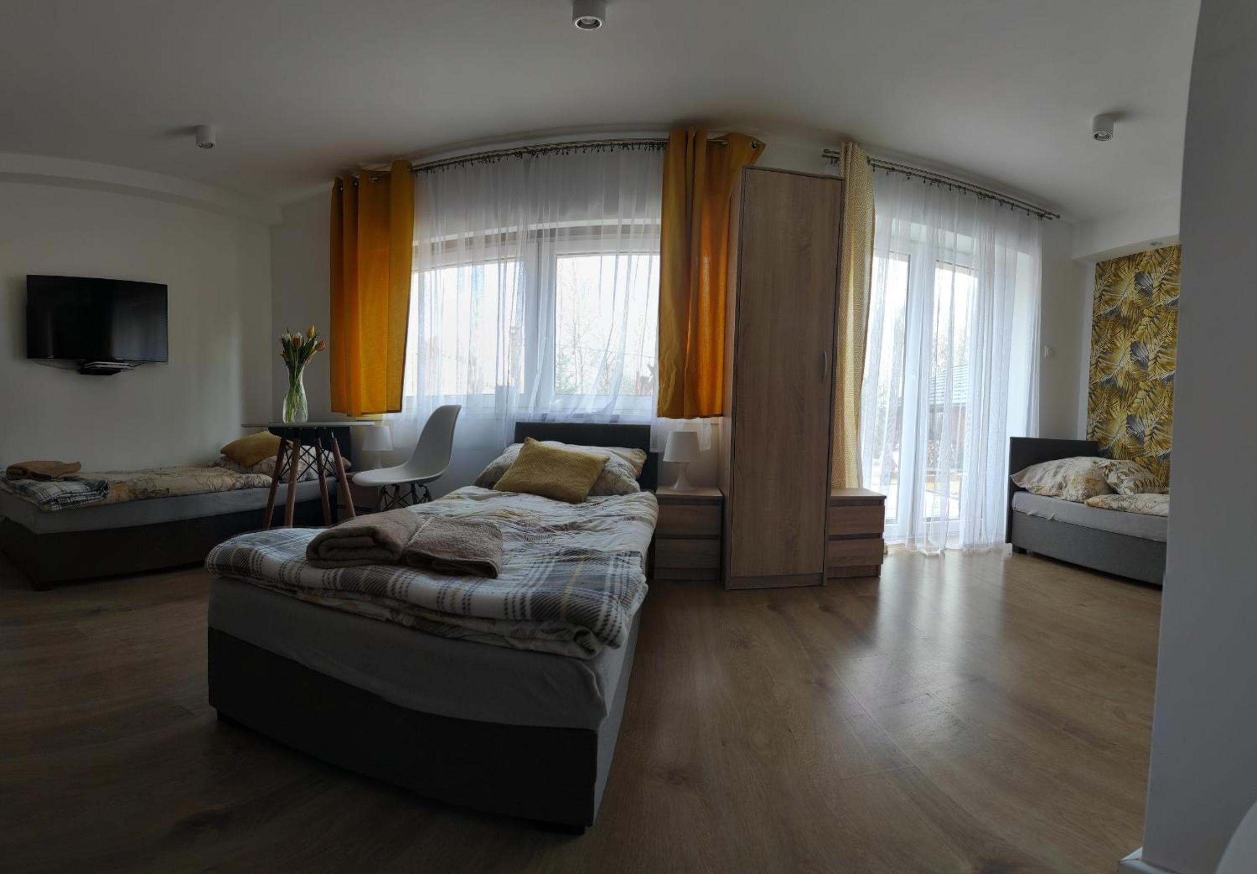 Family Room with Terrace photo 2