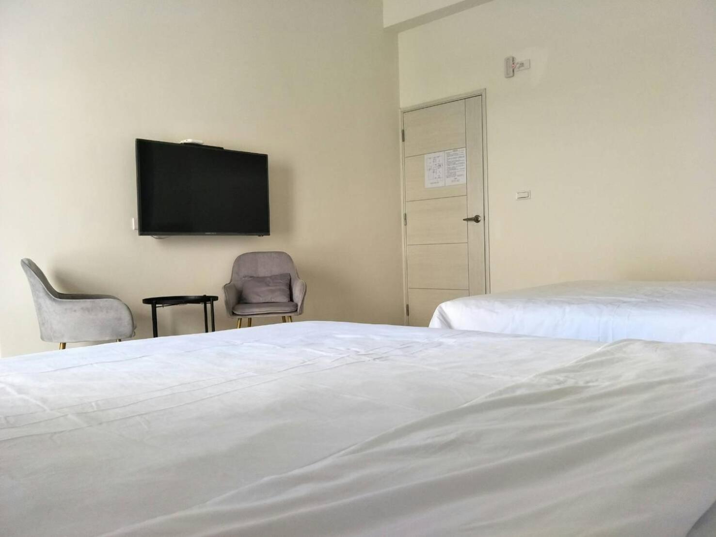 Quadruple Room with Balcony photo 2