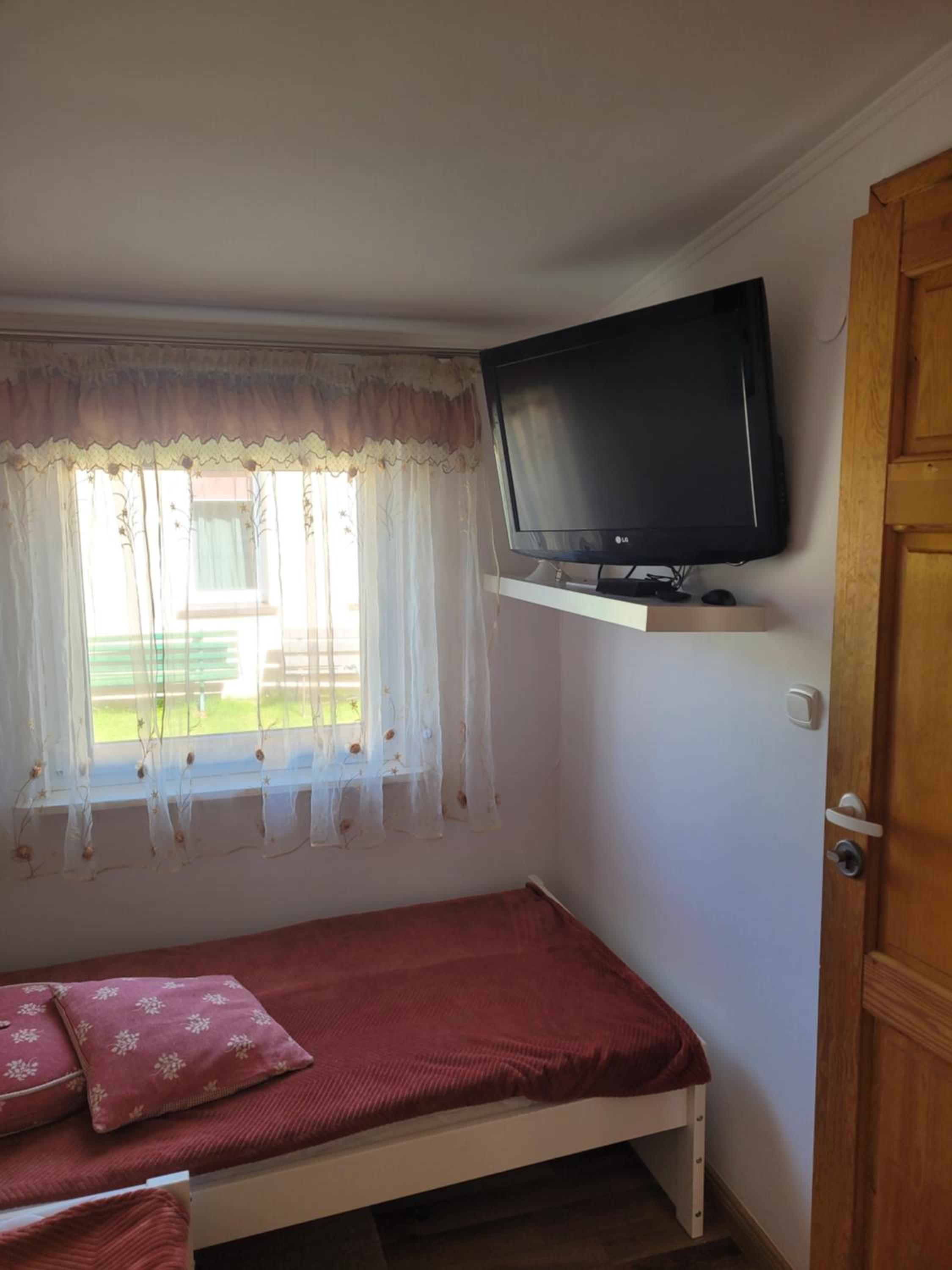 Two-Bedroom House photo 2