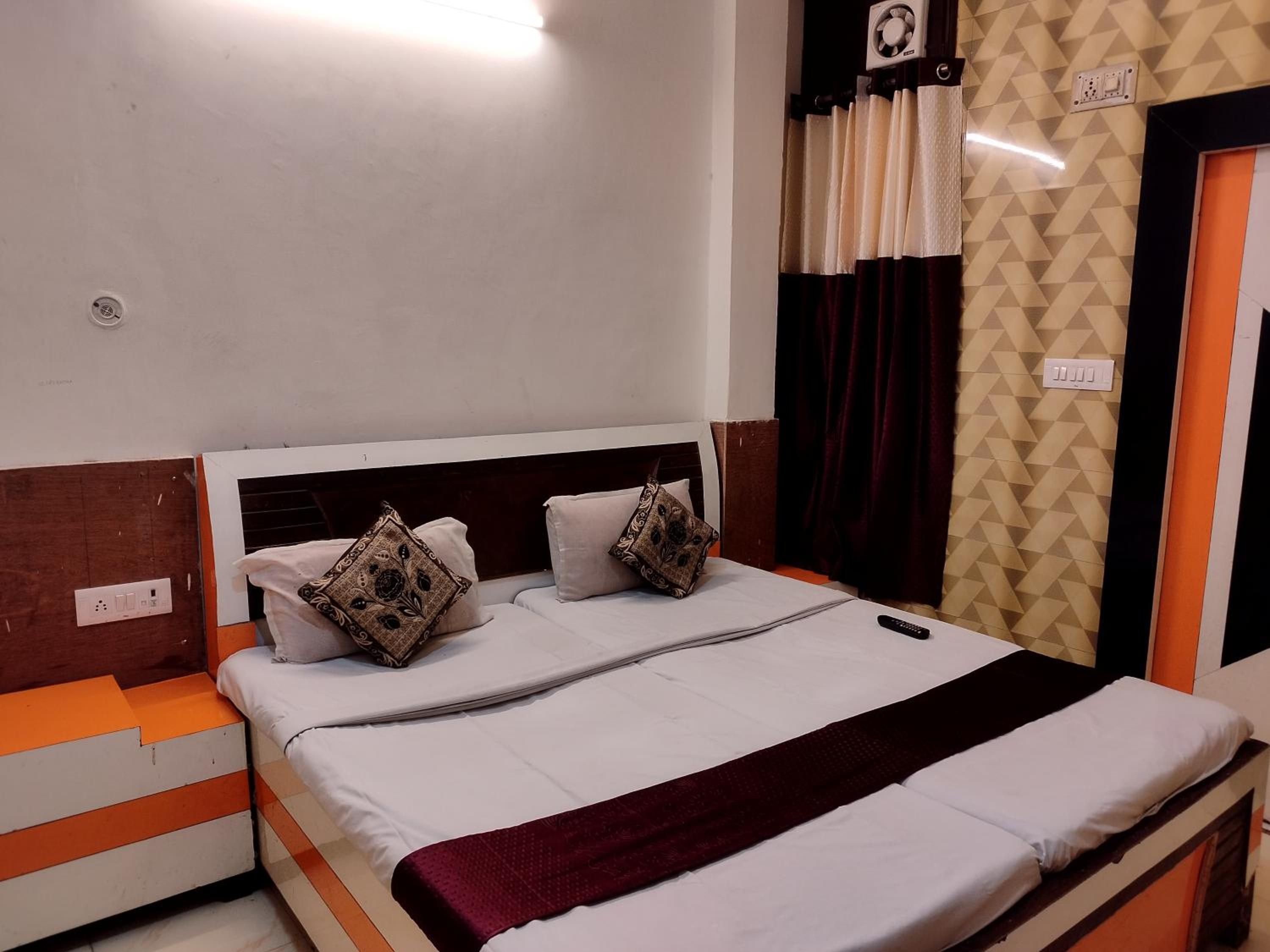 Standard Double Room with Fan