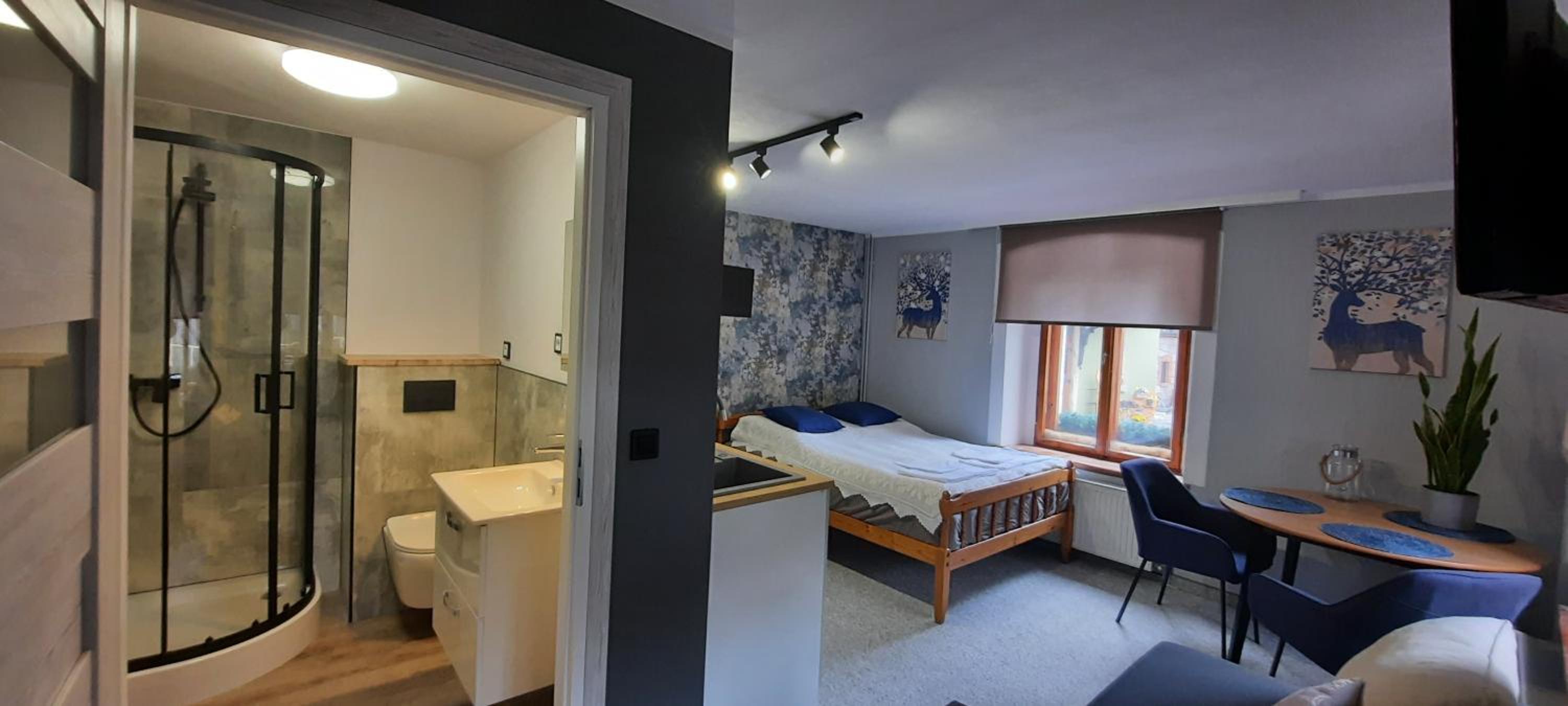 Triple Room with Private Bathroom