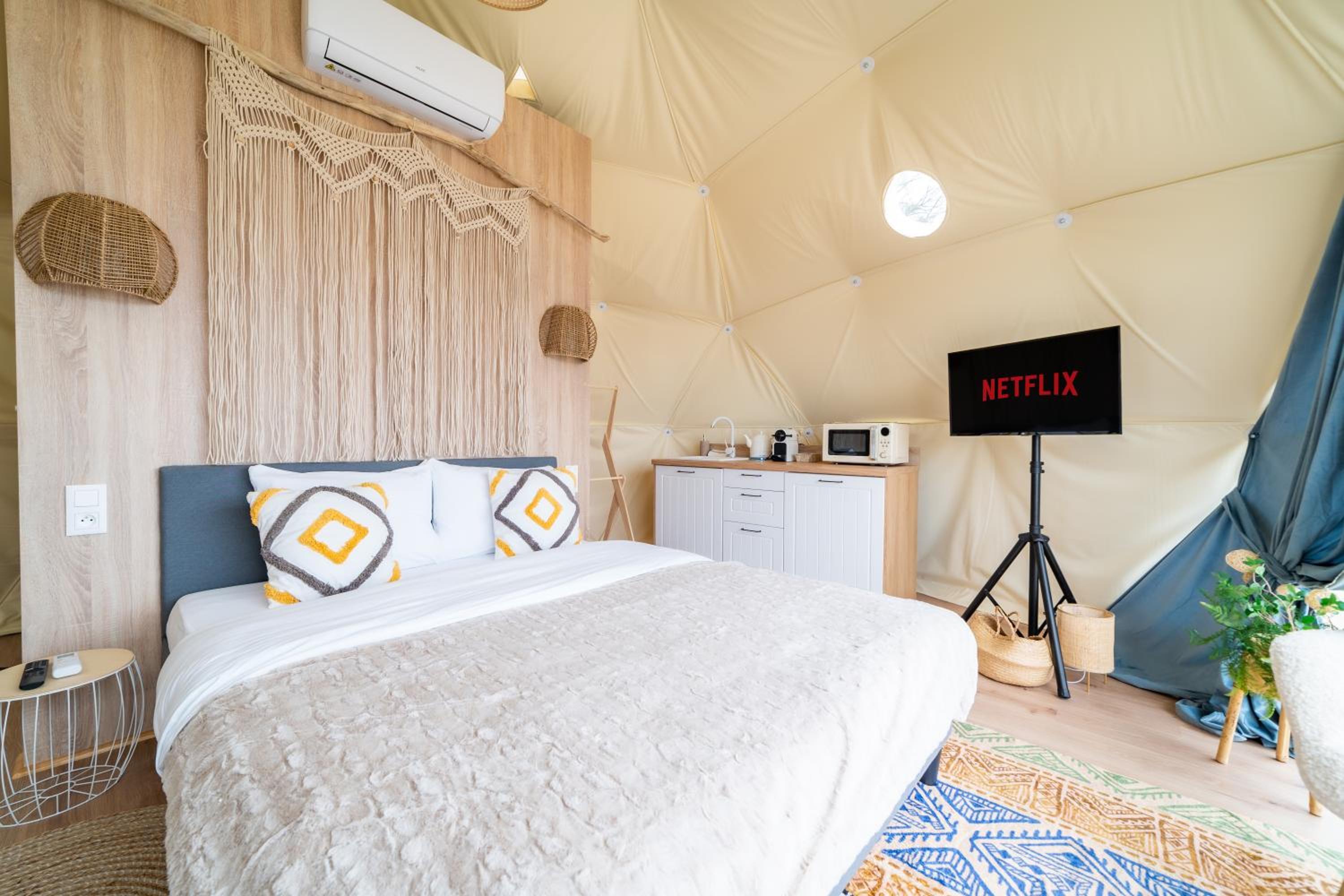Tent photo 2