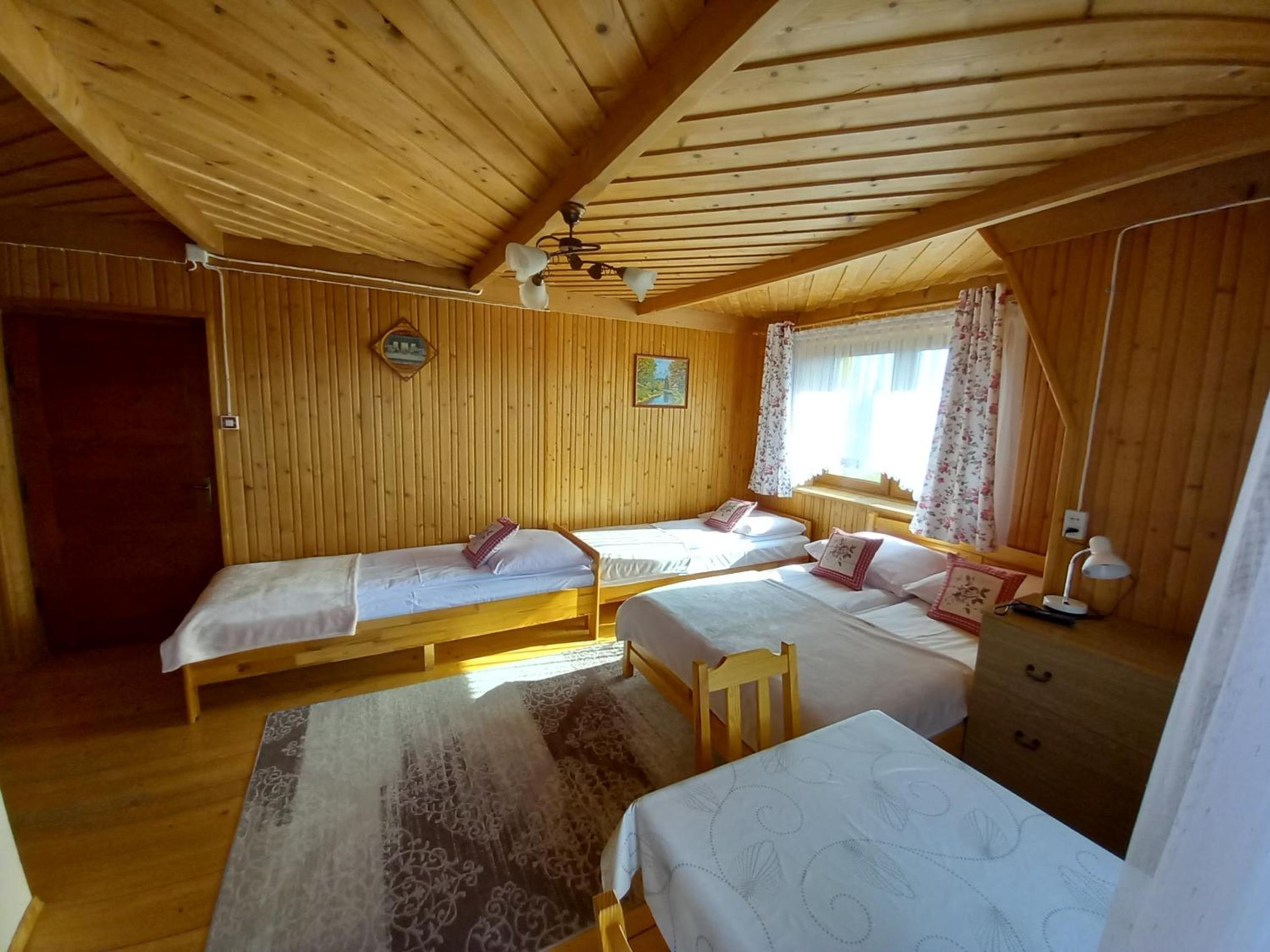 Quadruple Room with Private Bathroom