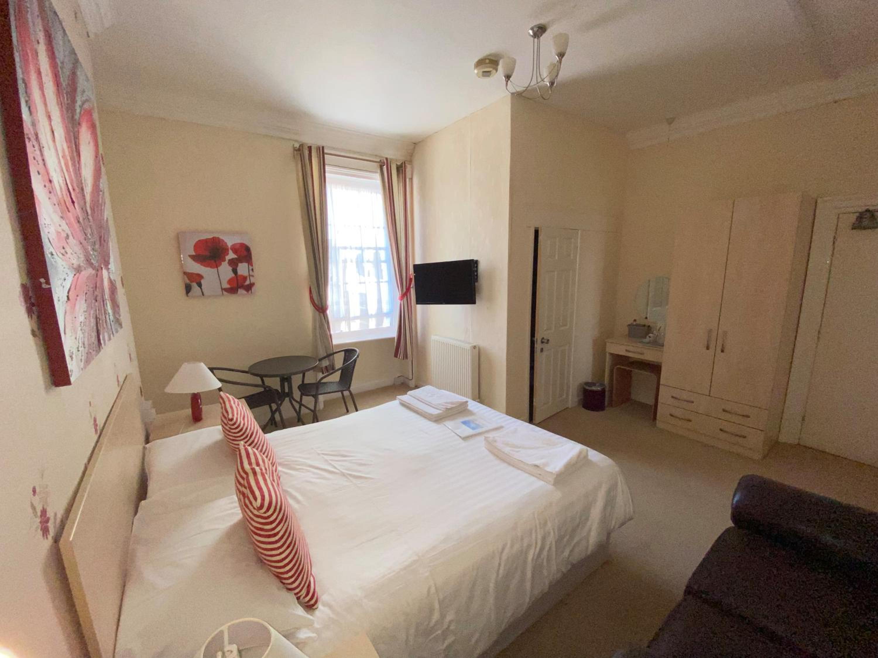 Classic King Room photo 3
