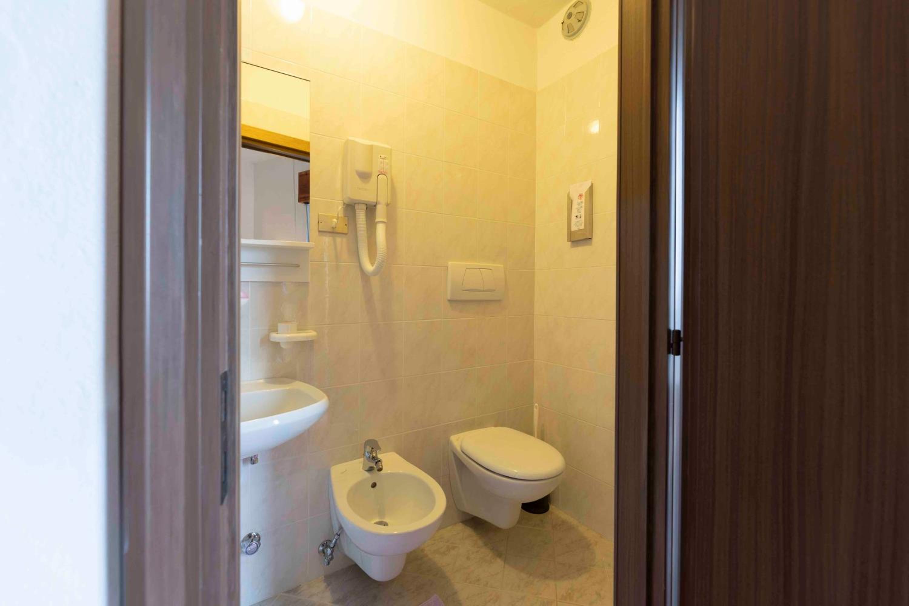 Economy Single Room photo 3