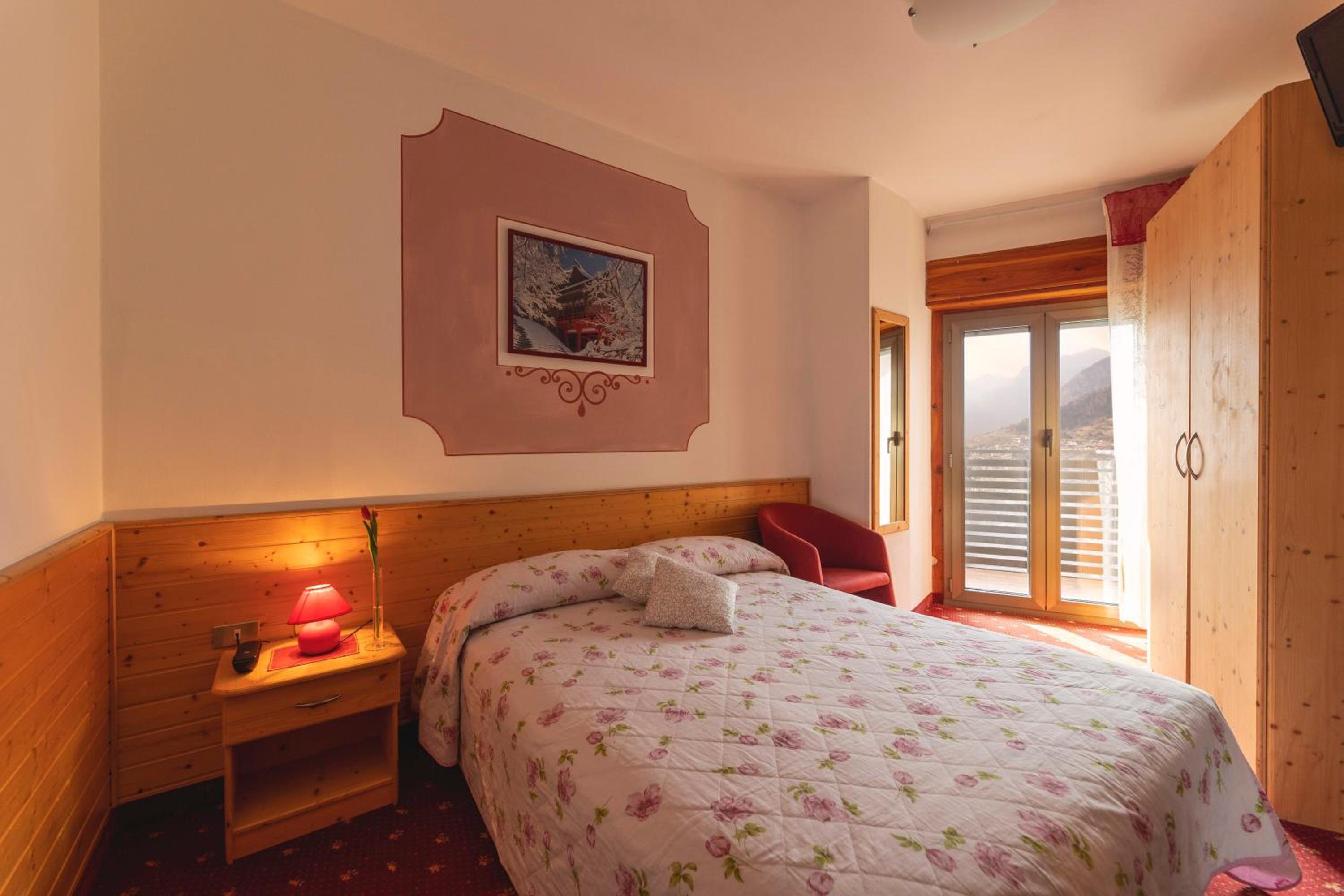 Standard Single Room - Photo 2