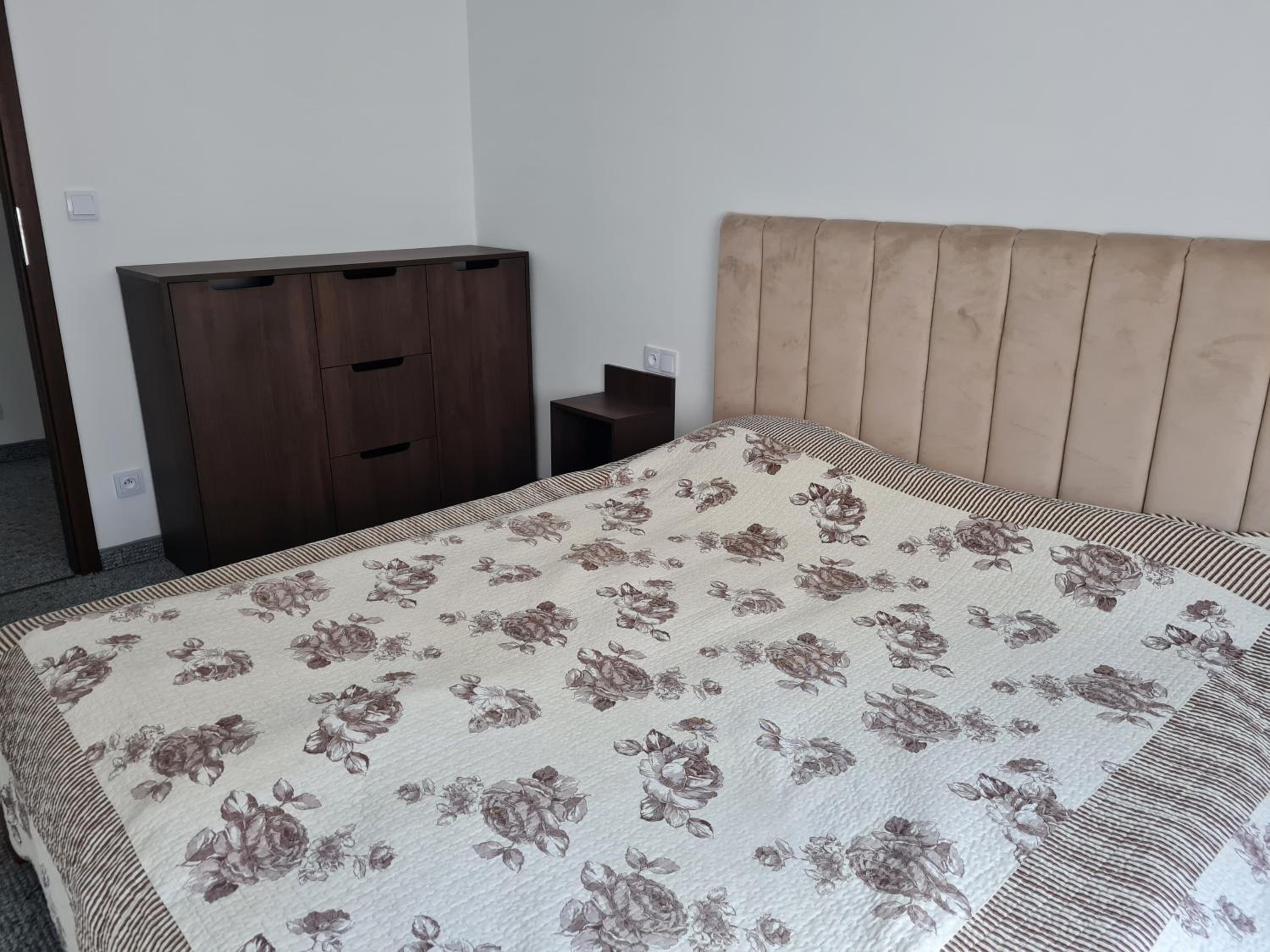 Three-Bedroom Apartment photo 1
