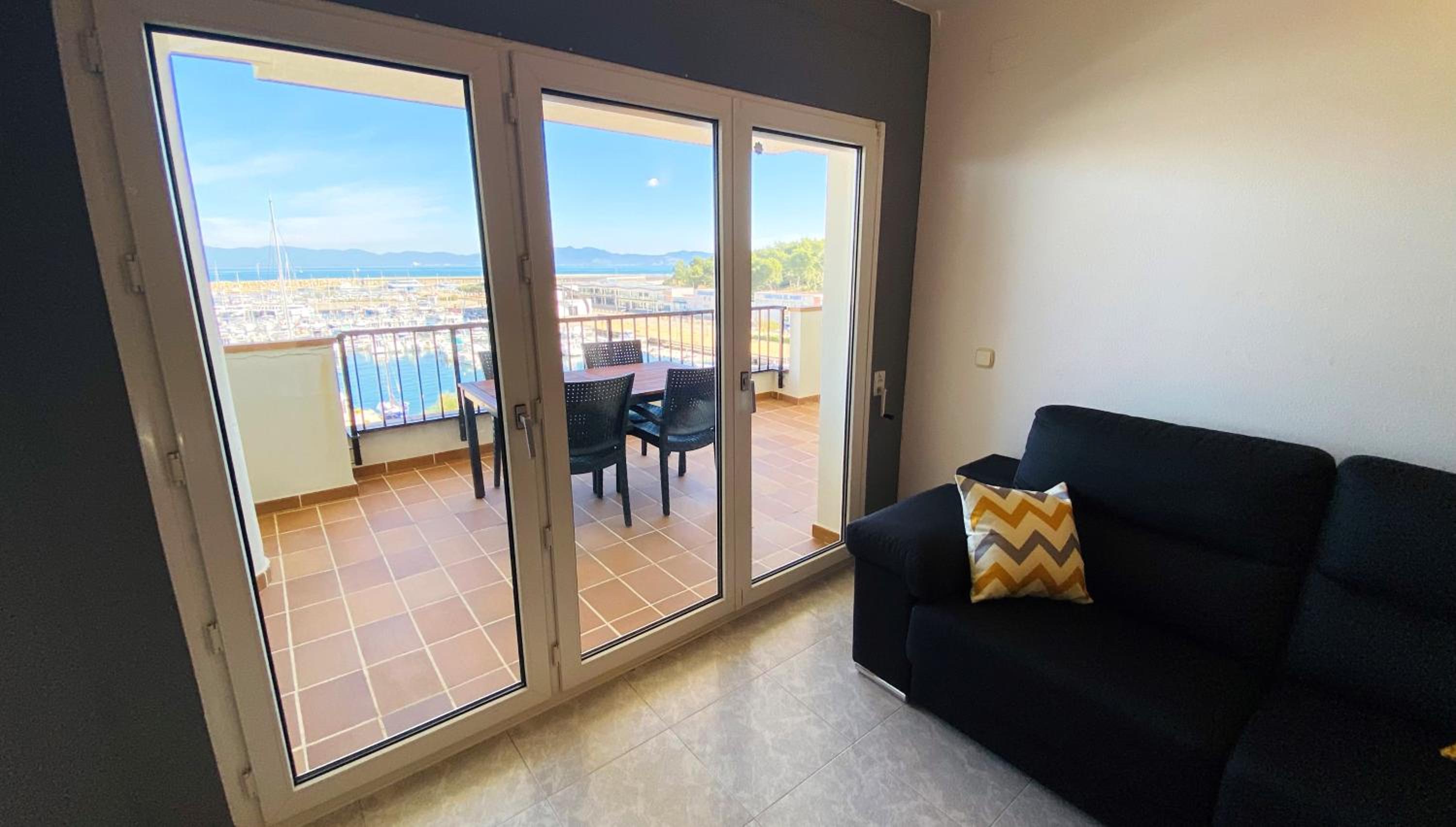 Apartment with Sea View