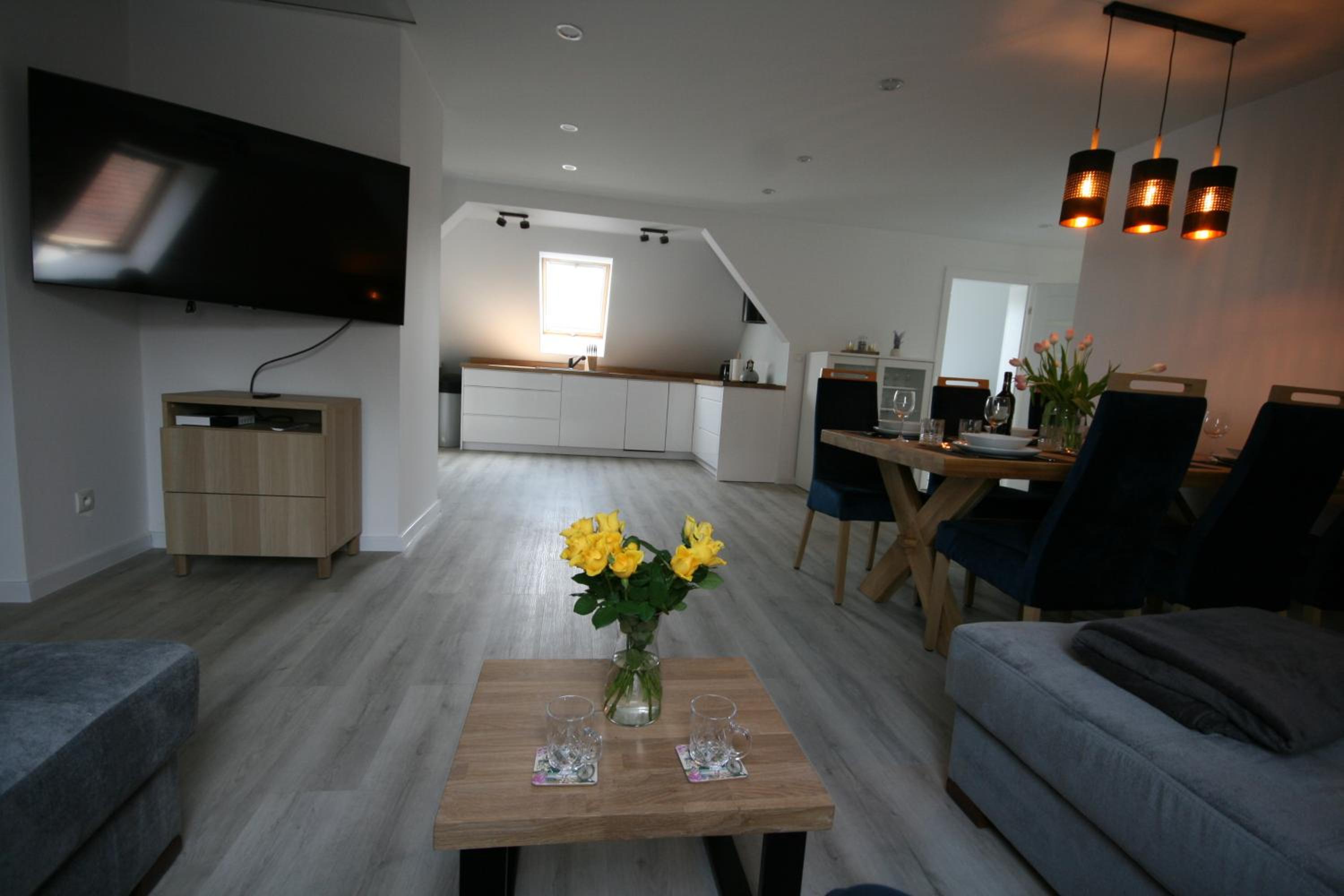 Two-Bedroom Apartment - Photo 13