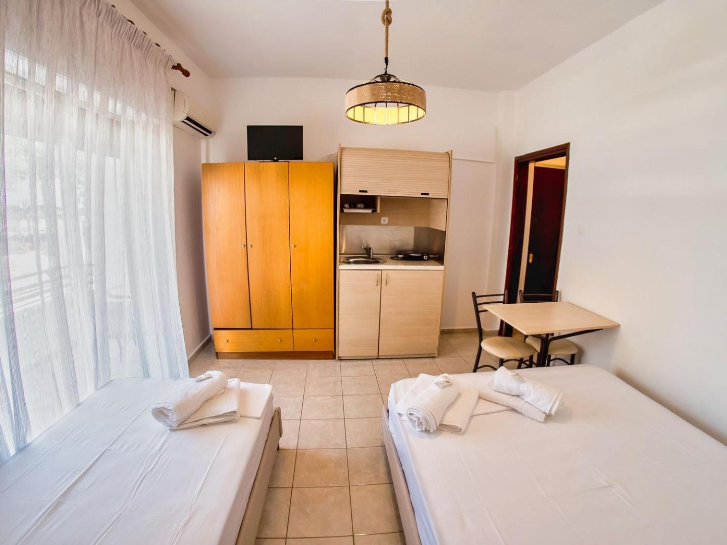Studio with Sea View photo 2