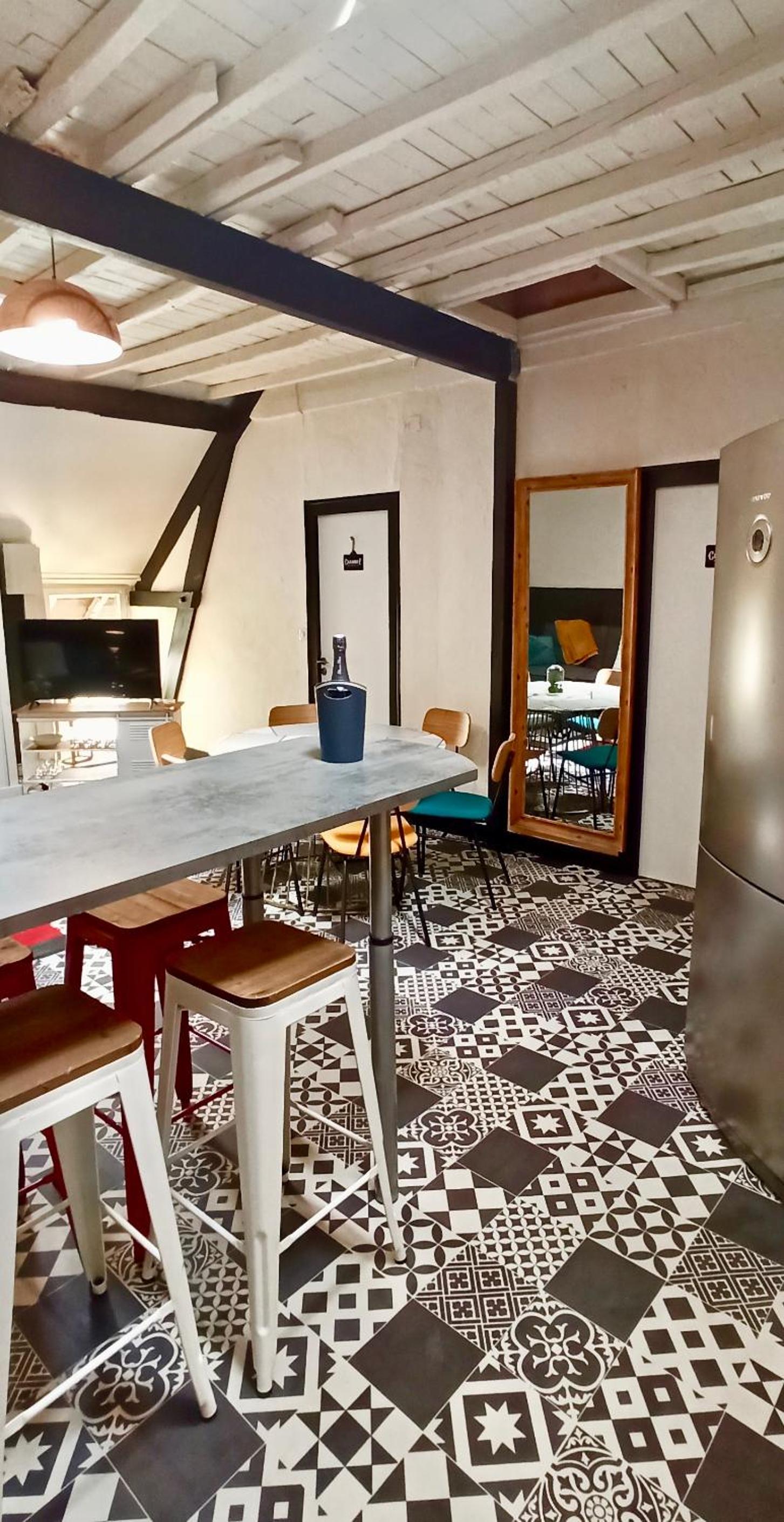 Two-Bedroom Apartment - Photo 1