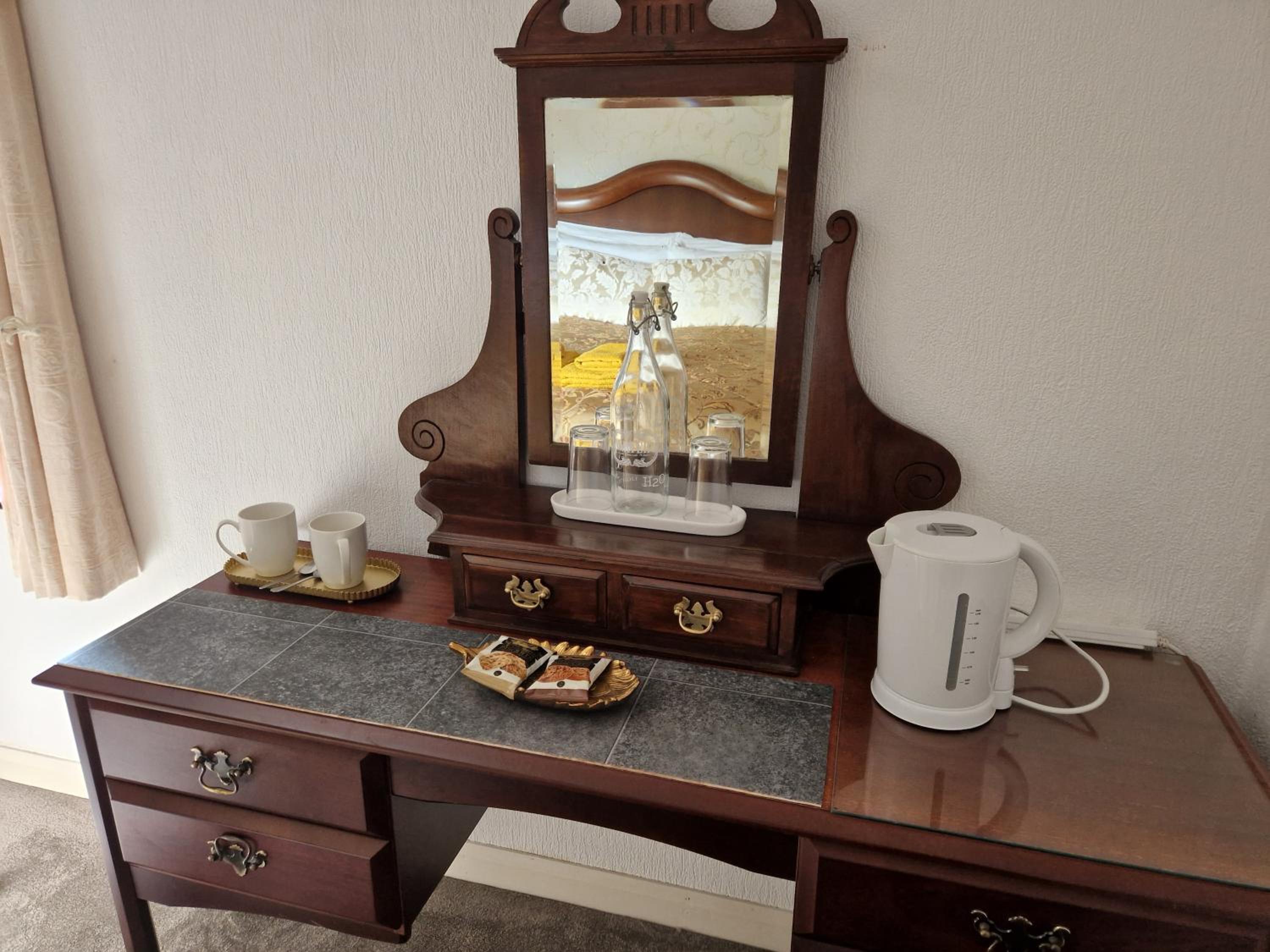 Double Room - Photo 3