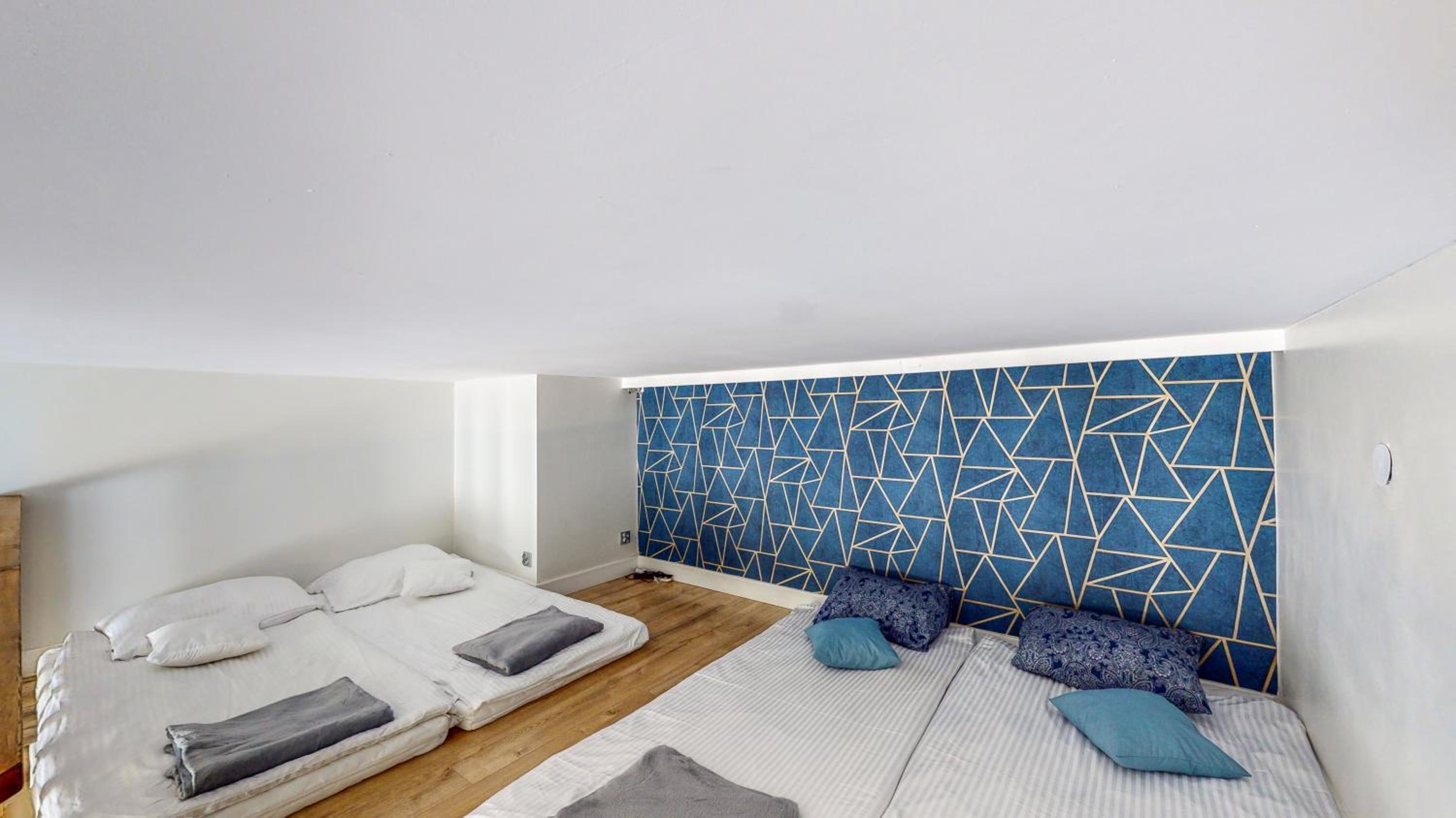 Apartment - Photo 3