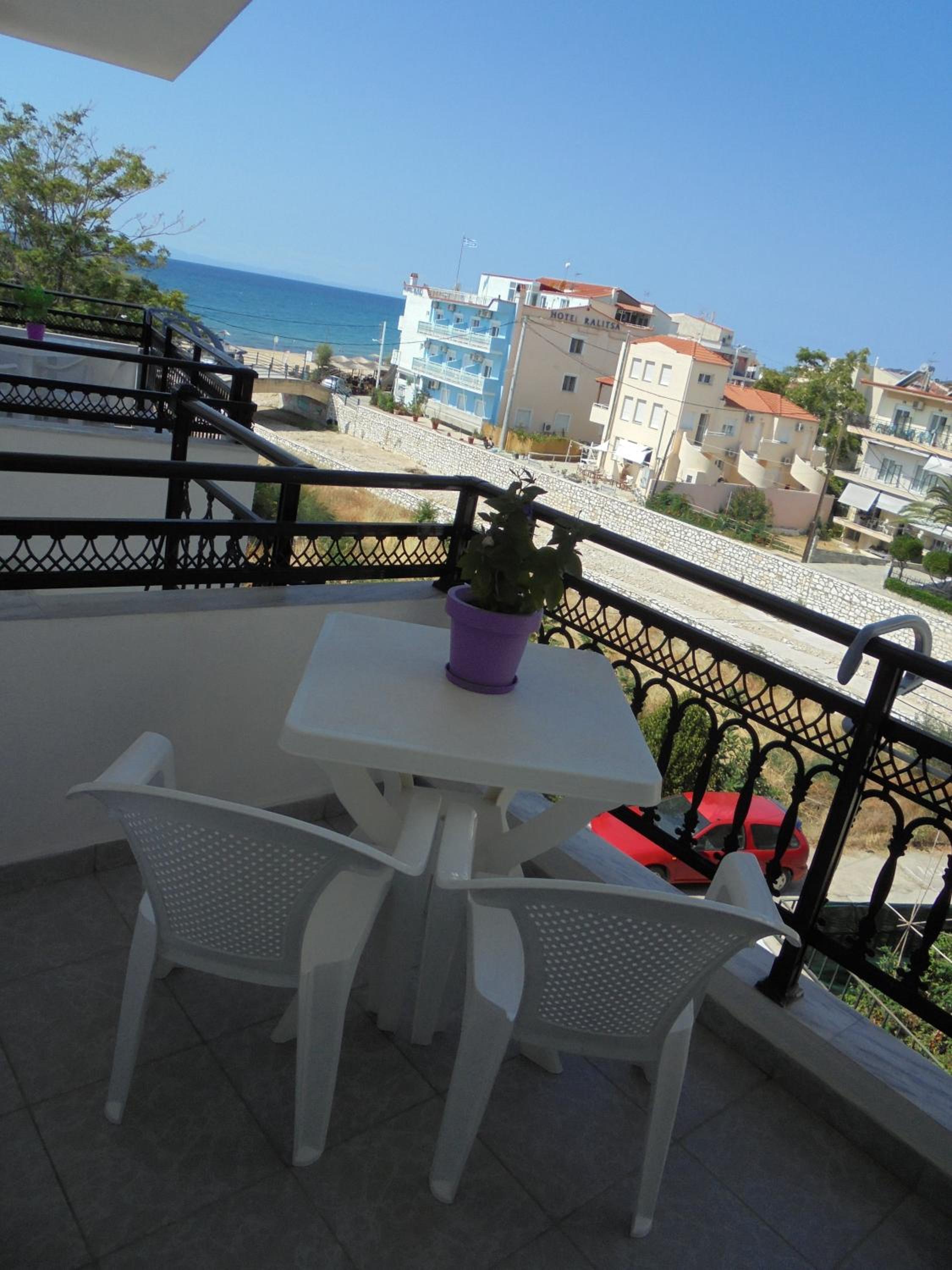 Studio with Balcony