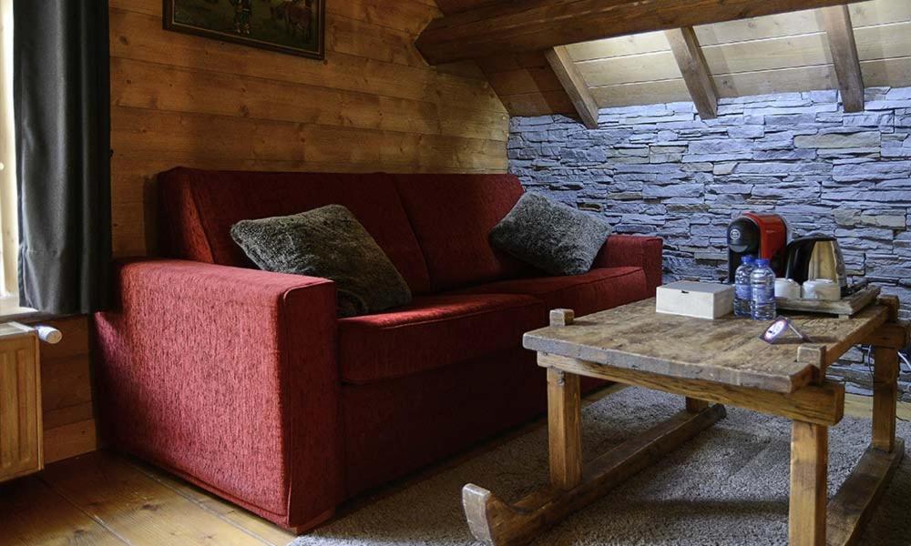 Superior King Suite - Photo 4