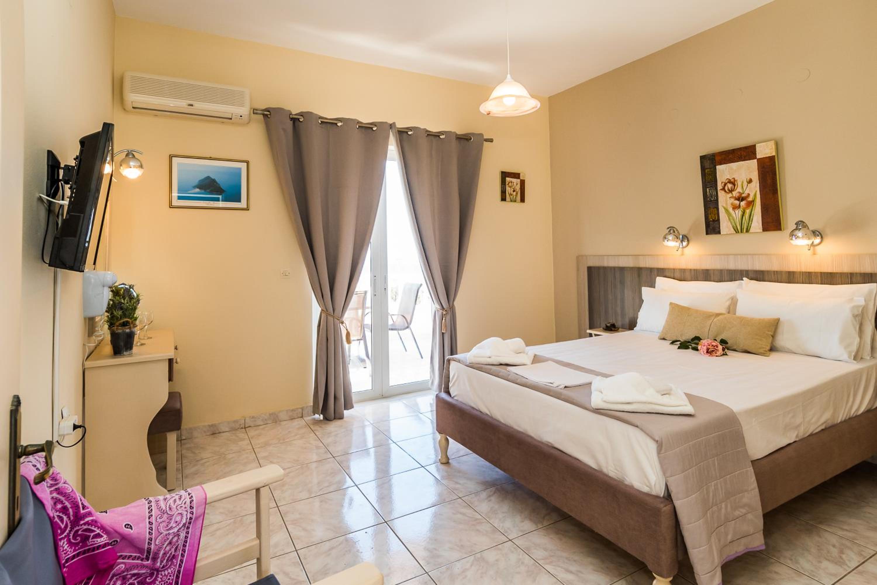 Apartment with Sea View photo 2