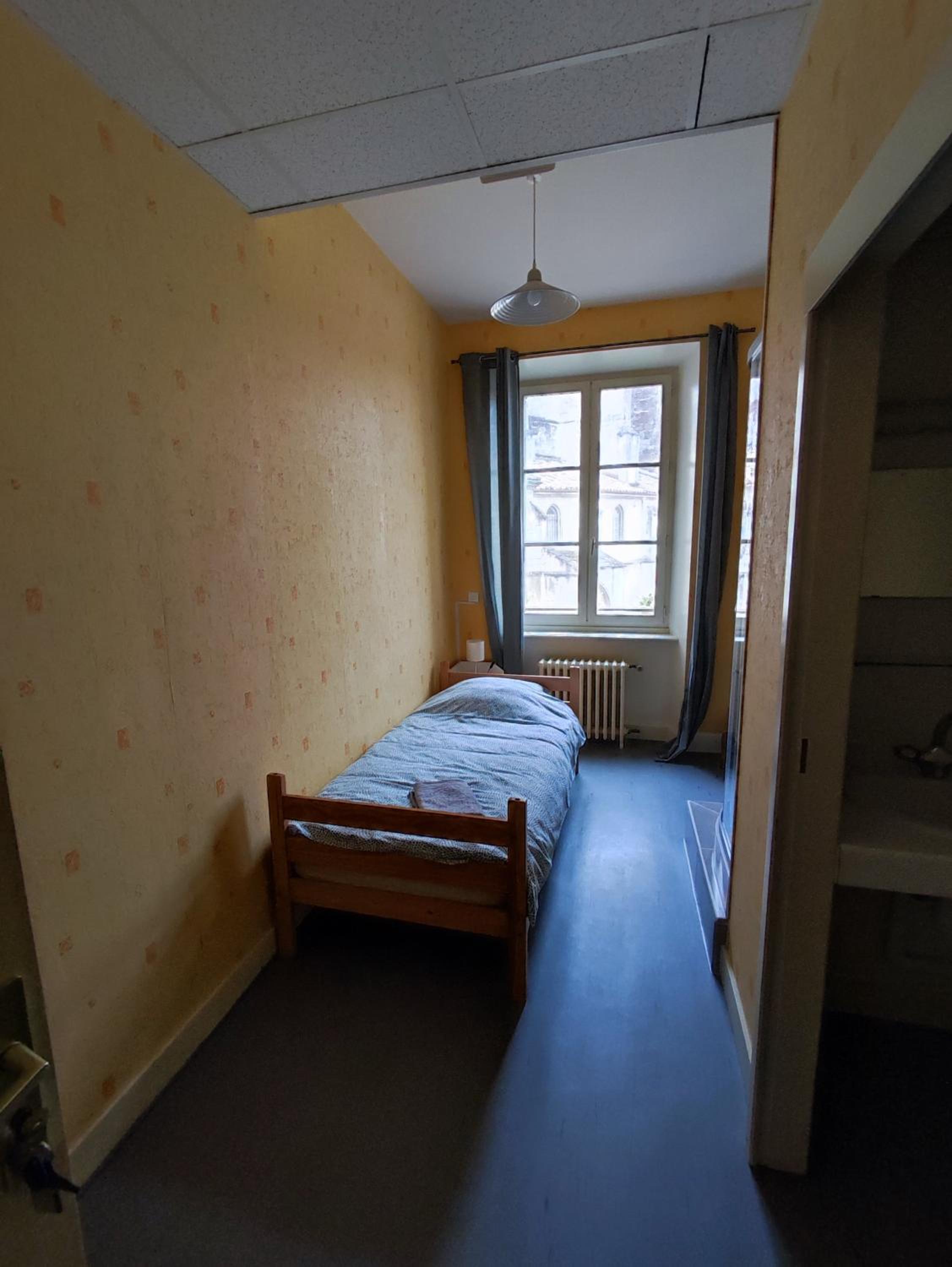 Single Room photo 1