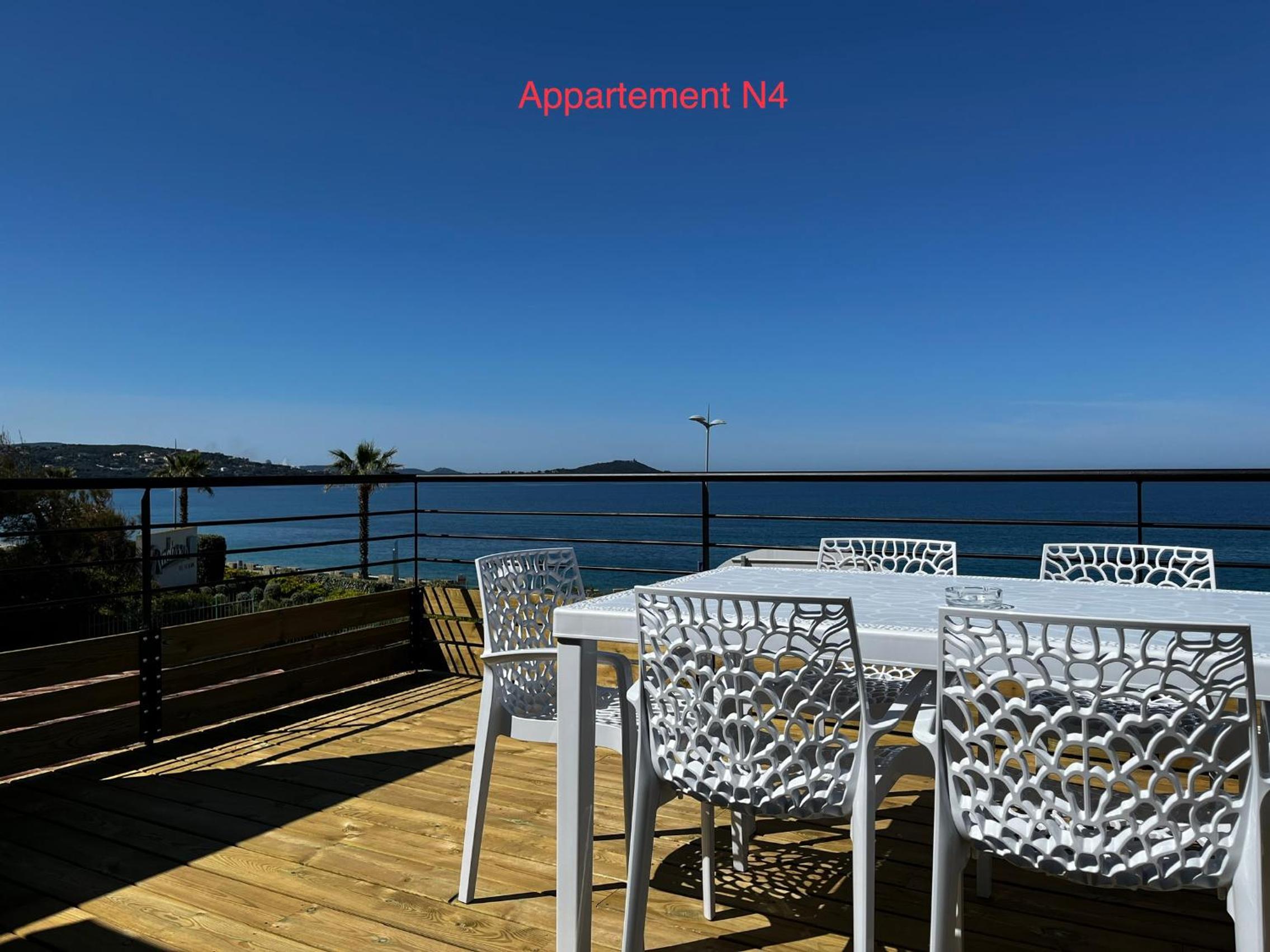 One-Bedroom Apartment with Sea View