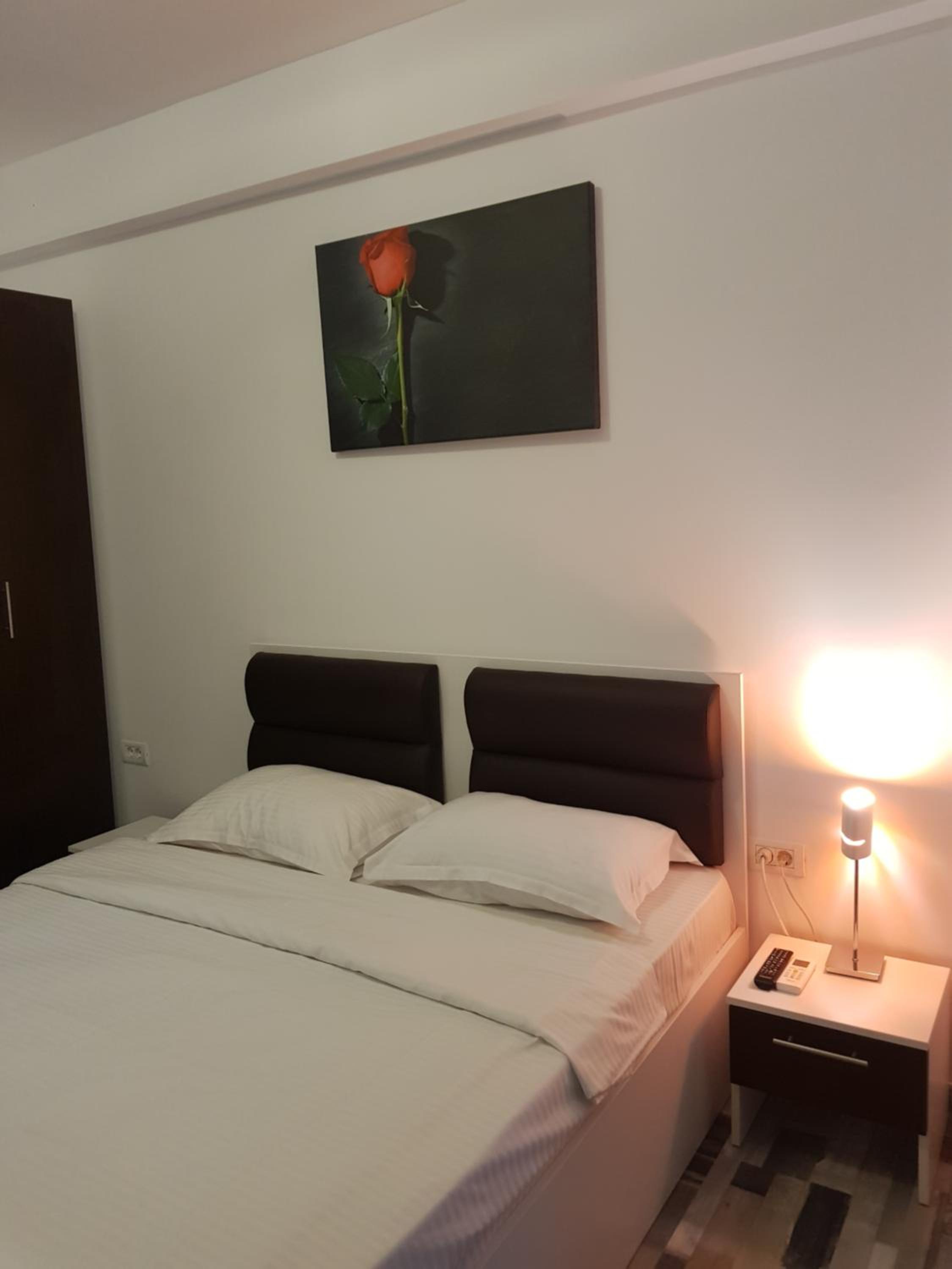 One-Bedroom Apartment - Photo 10