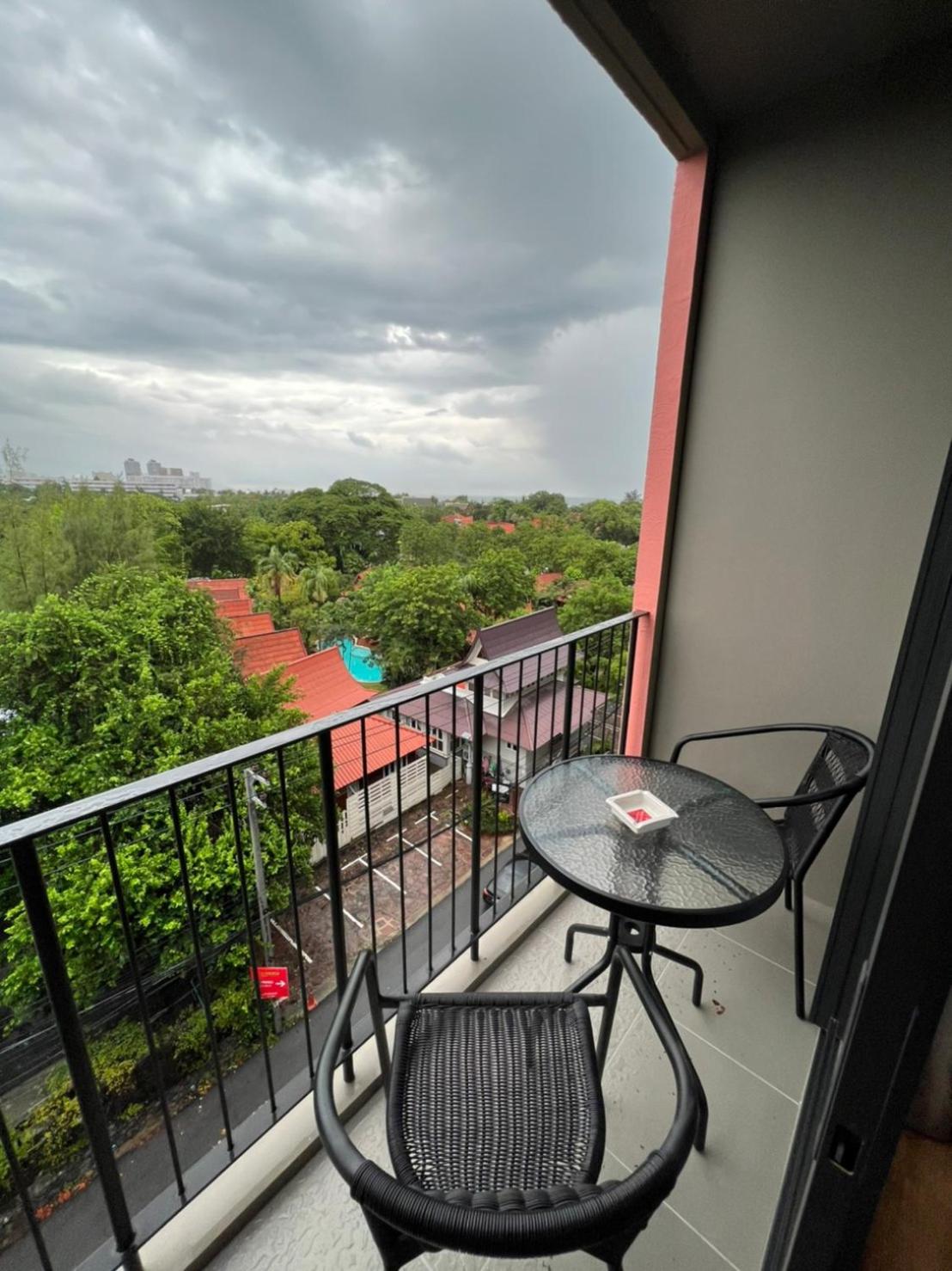 One-Bedroom Apartment - Photo 49