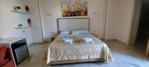 Double Room with Private Bathroom photo 2