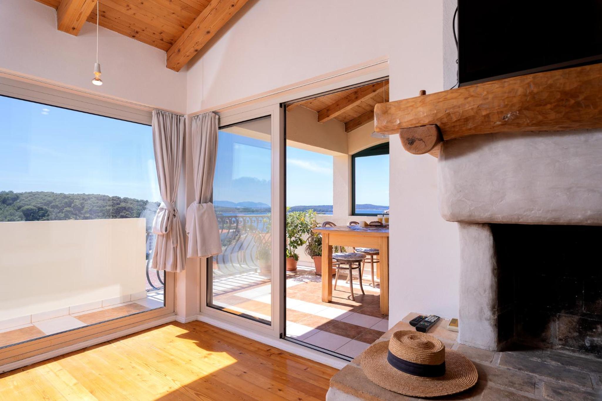 Apartment with Sea View