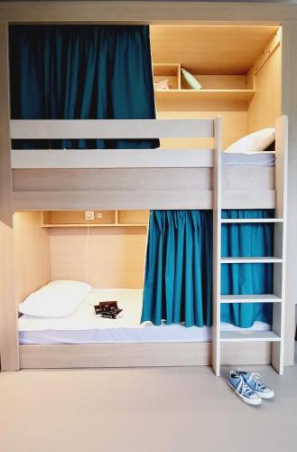 Bed in 10-Bed Mixed Dormitory Room