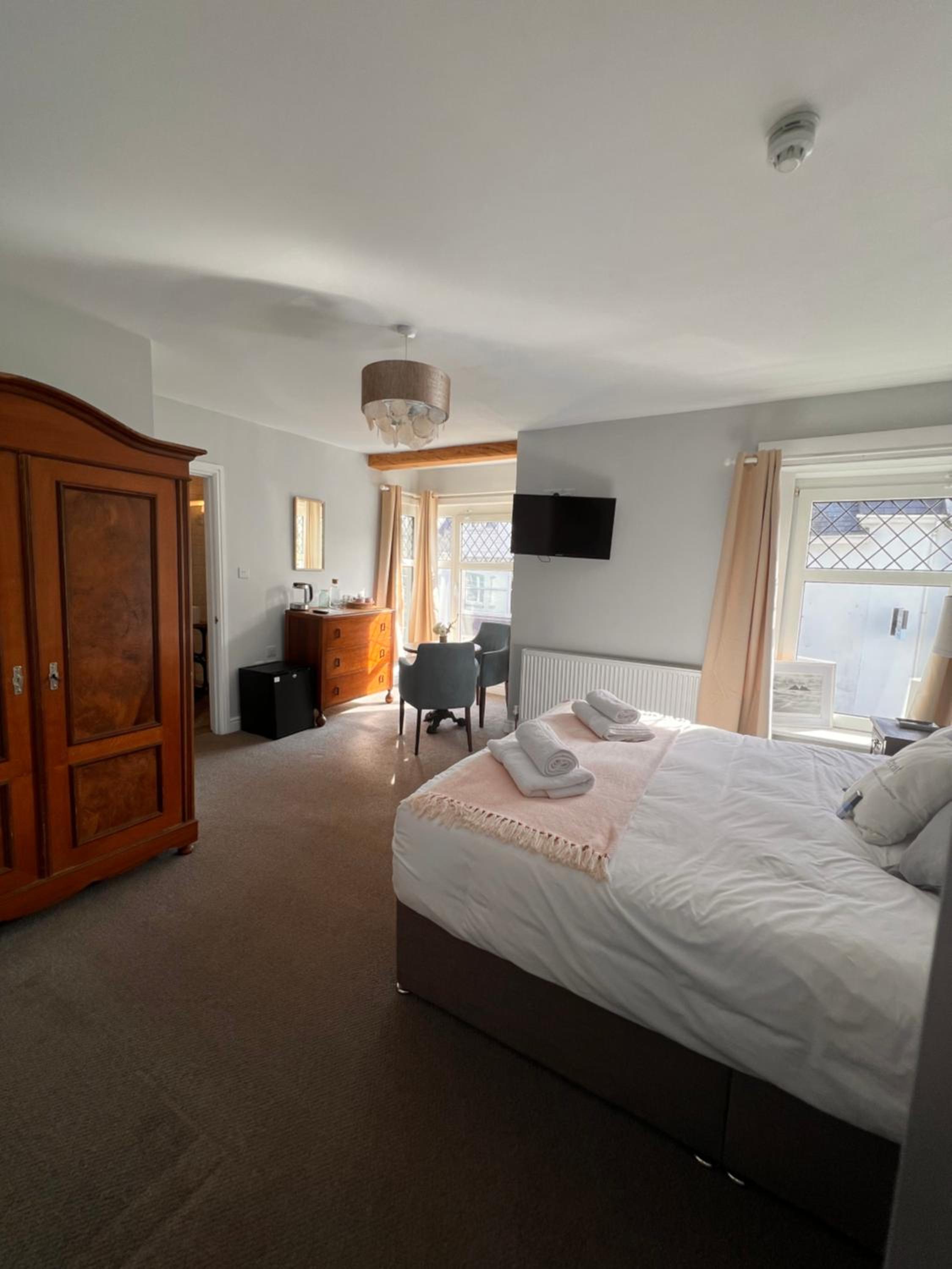 Deluxe King Room